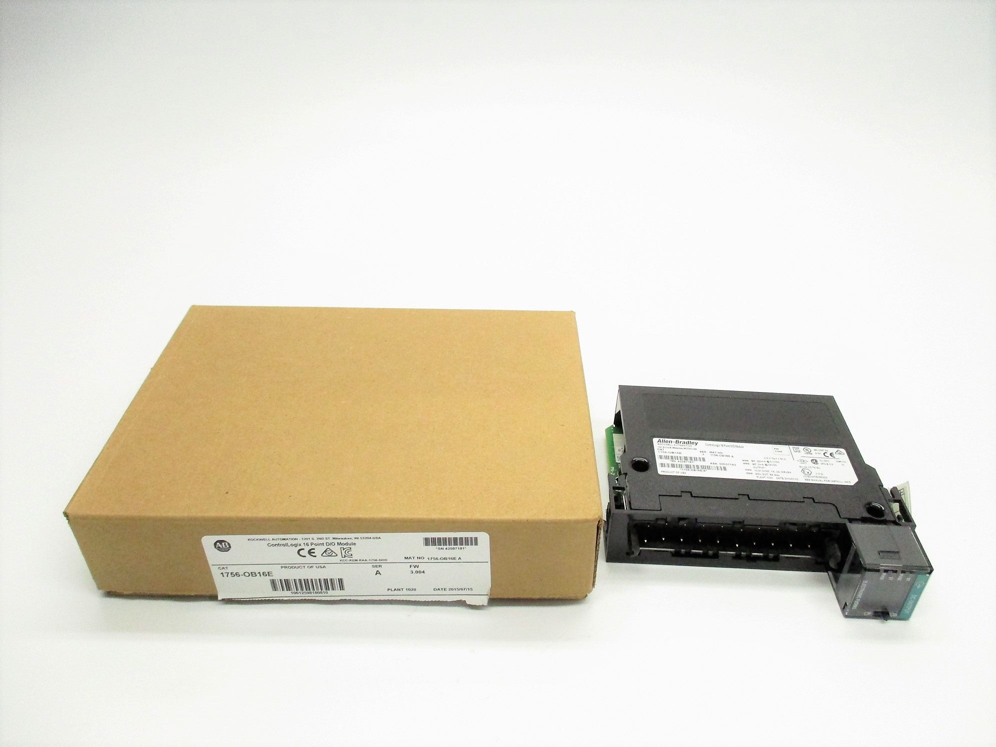 ALLEN BRADLEY 1756-OB16E SER. A F/W 3.004 NSMP