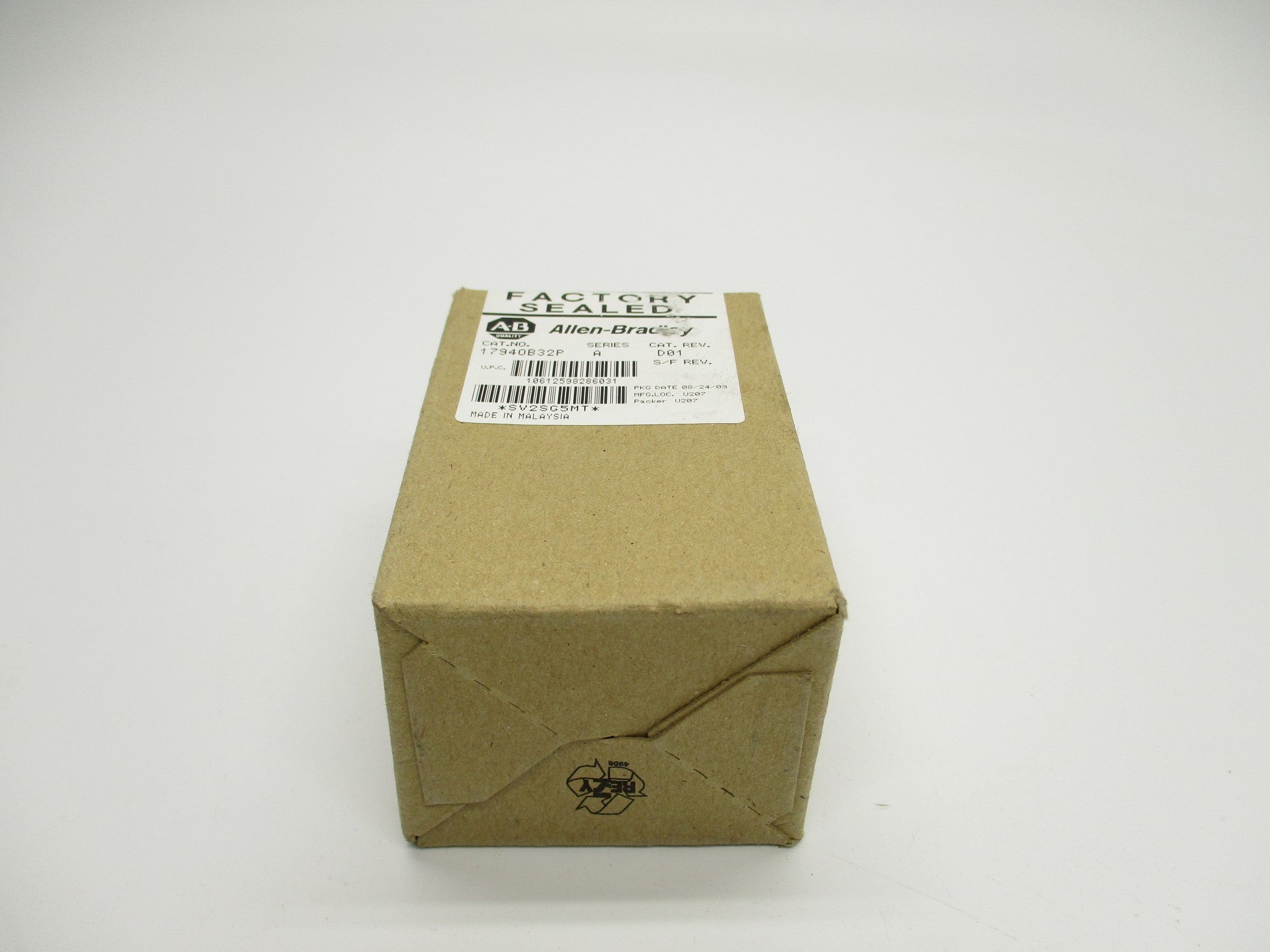 ALLEN BRADLEY 1794-OB32P SER. A DATE: 2009 NSFS