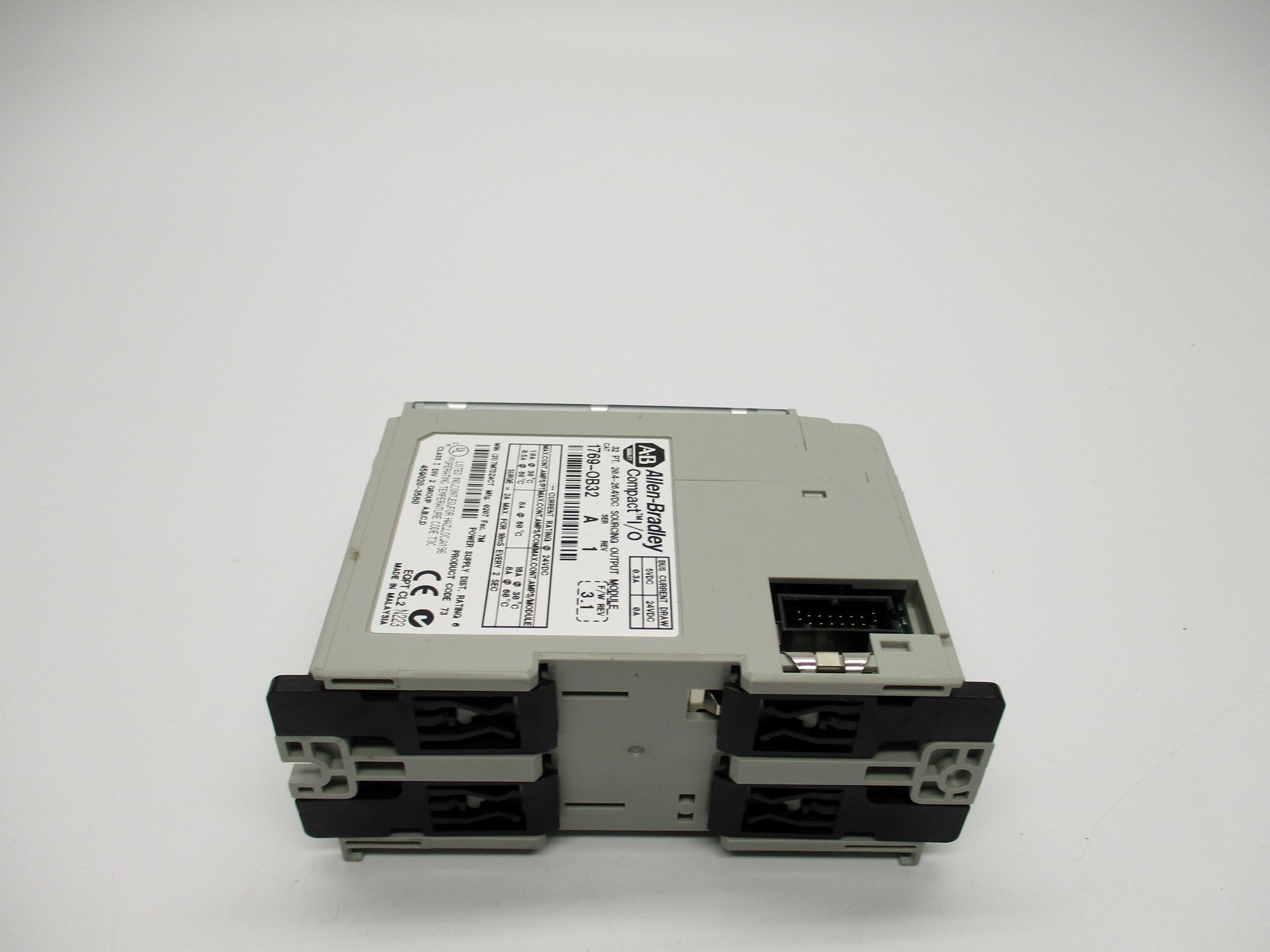 ALLEN BRADLEY 1769-OB32 SER. A F/W 3.1 (NO TERMINAL) NSNP