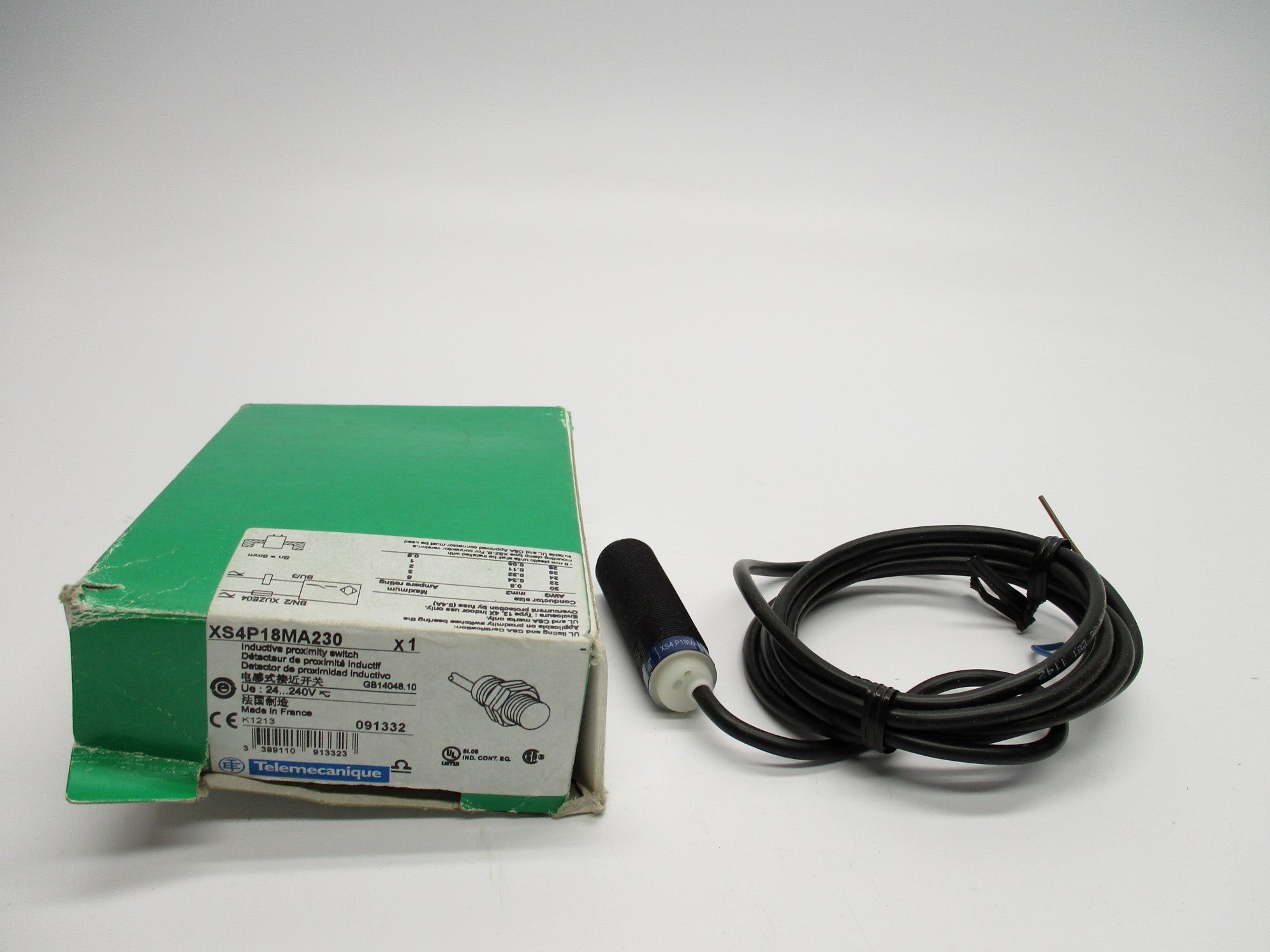 TELEMECANIQUE XS4P18MA230 NSMP