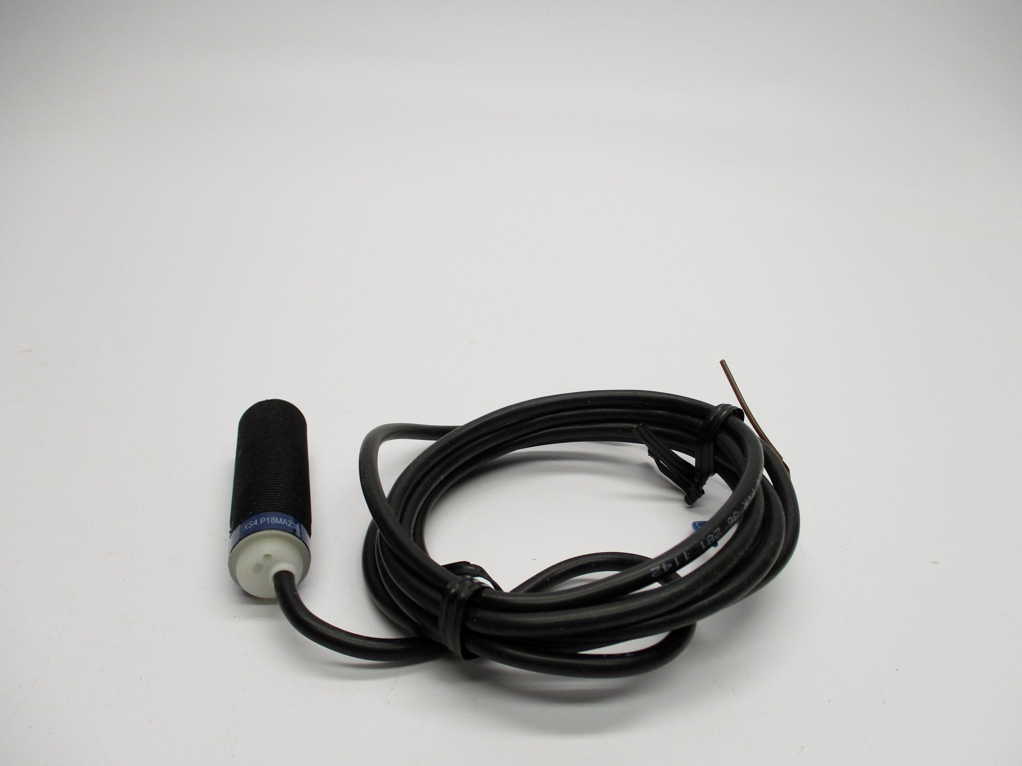 TELEMECANIQUE XS4P18MA230 NSMP