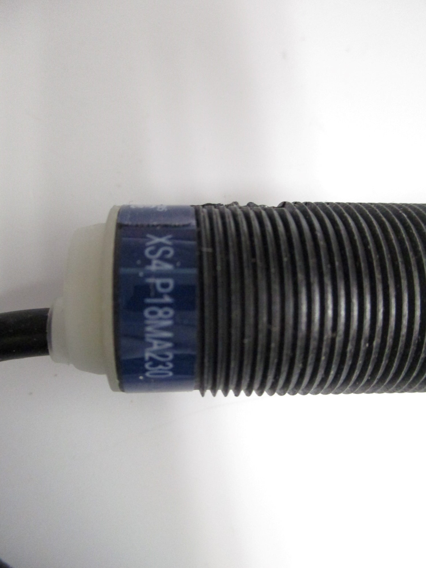 TELEMECANIQUE XS4P18MA230 NSMP