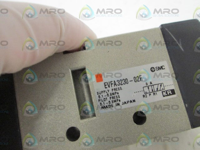 SMC VALVE BASE EVFA3230-02F (AS PICTURED) *NEW NO BOX*