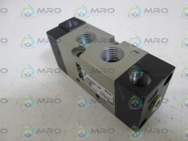 SMC VALVE BASE EVFA3230-02F (AS PICTURED) *NEW NO BOX*