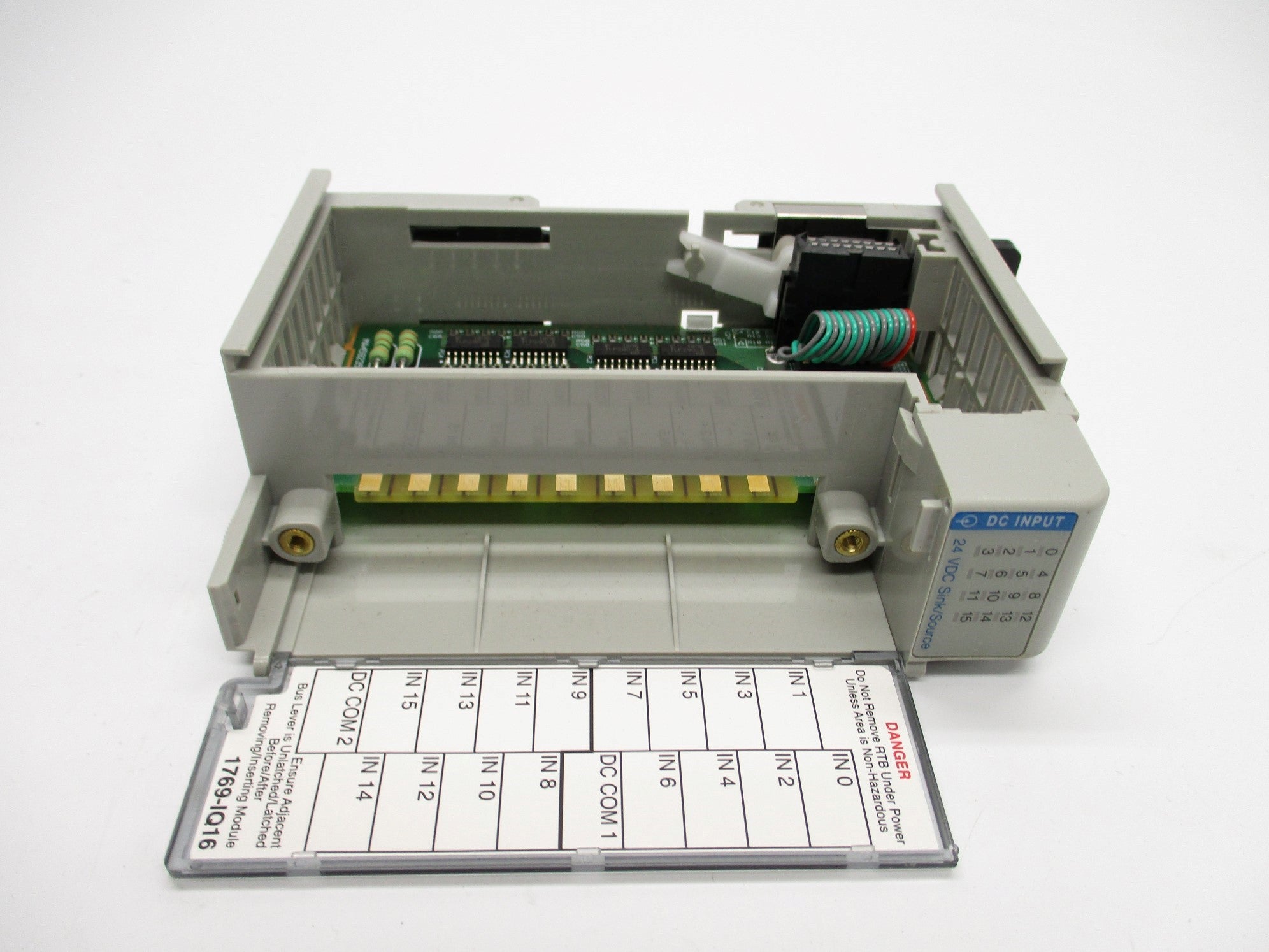 ALLEN BRADLEY 1769-IQ16 SER. A F/W 3.1 (NO TERMINAL) UNMP