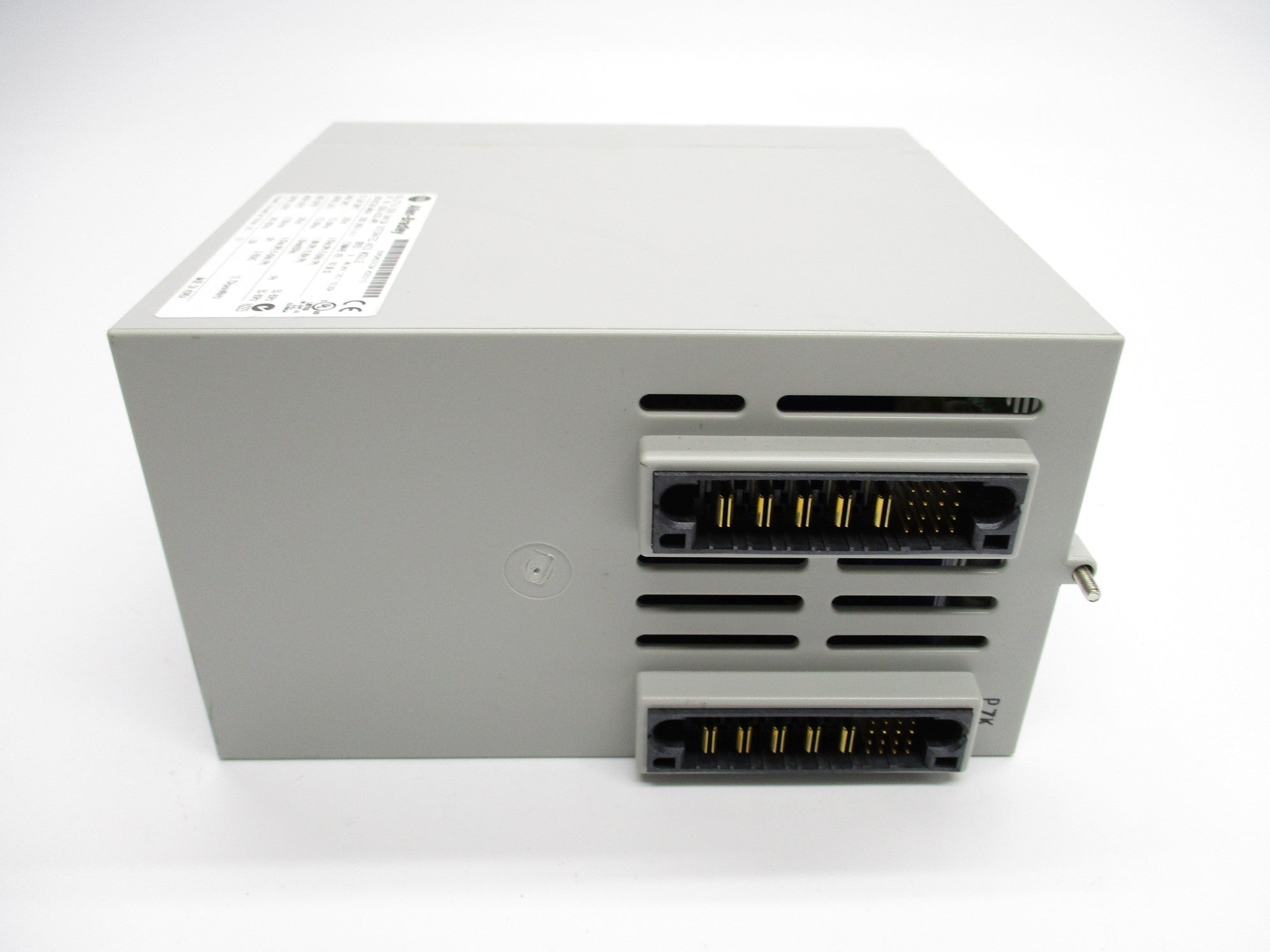 ALLEN BRADLEY 2093-AC05-MP5 SER. A F/W V01.99.02 NSNP