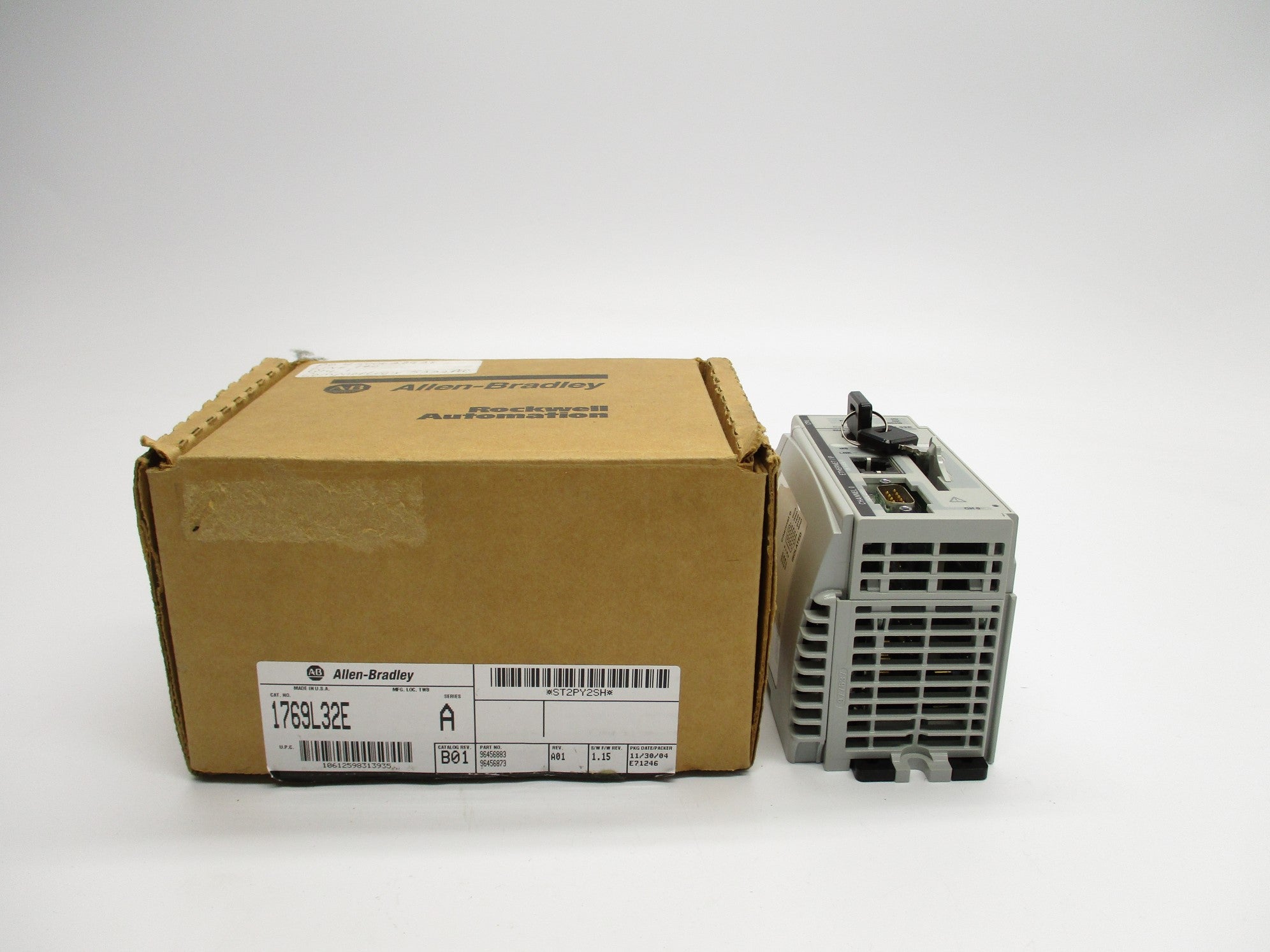 ALLEN BRADLEY 1769-L32E SER. A F/W 1.15 (BR/WH) NSMP