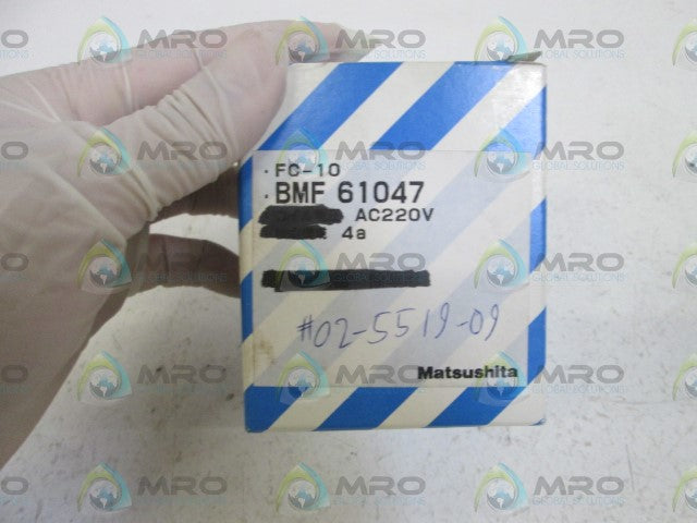 MATSUSHITA MAGNETIC CONTACTOR 220V FC-10 *NEW IN BOX*