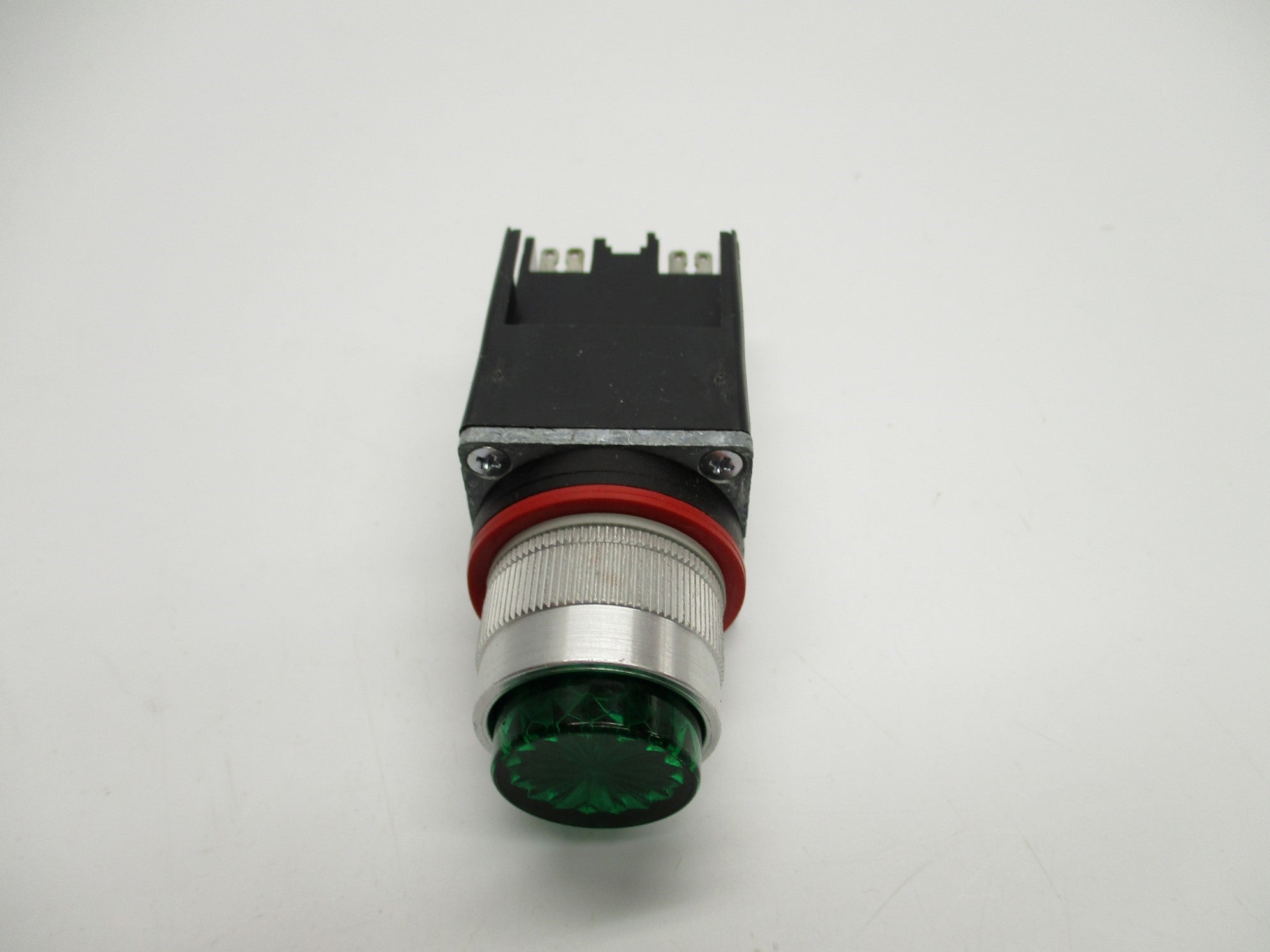 INDUSTRIAL SPARE PART 800MR-P16G SER. D 120V (WH) NSMP