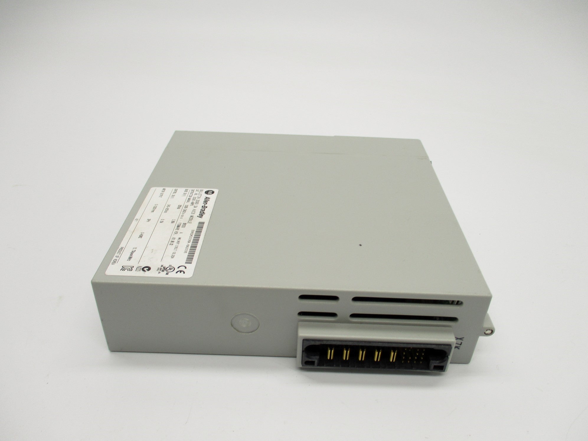 ALLEN BRADLEY 2093-AMP5 SER. A F/W 01.99.02 NSNP