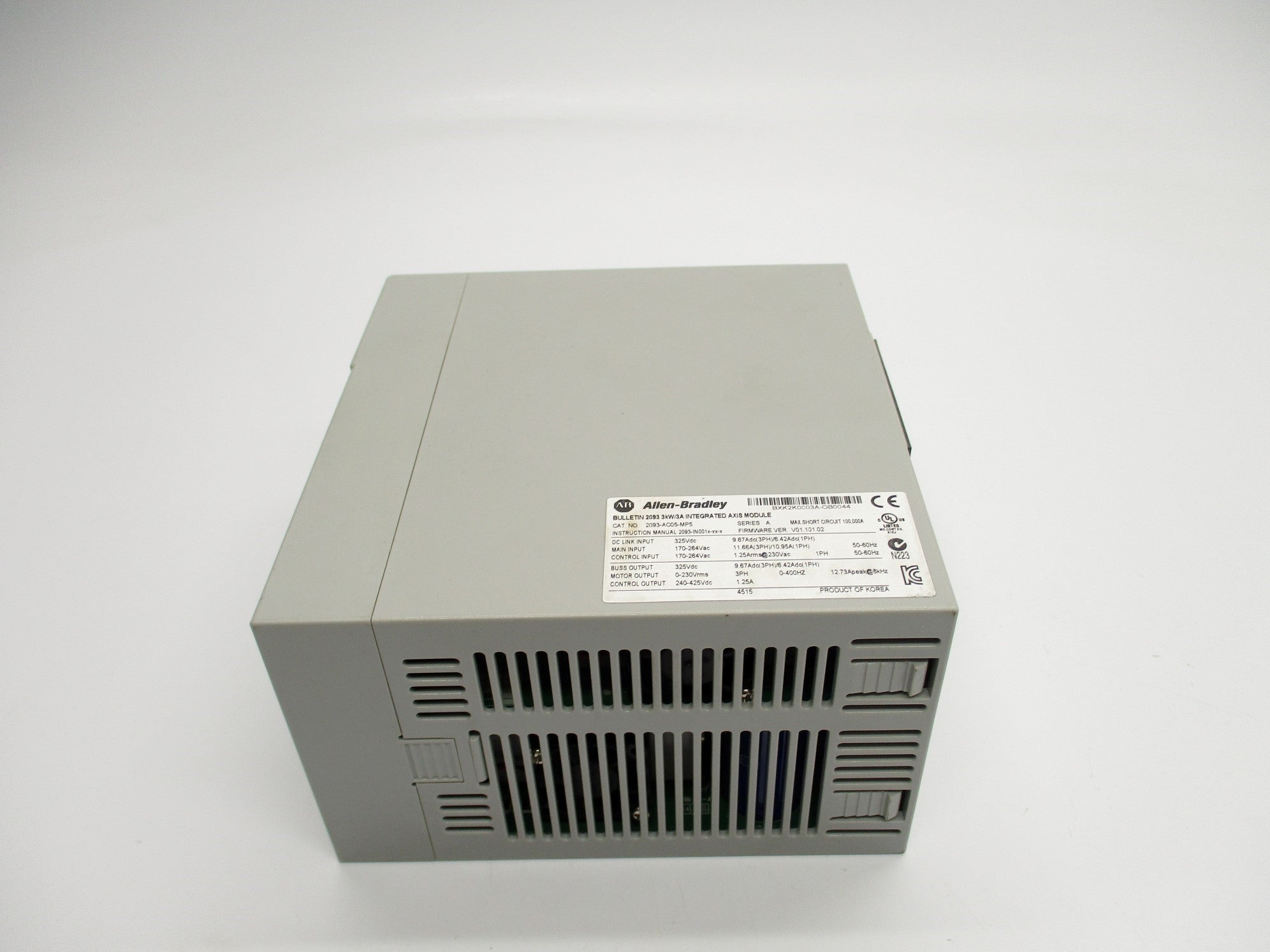 ALLEN BRADLEY 2093-AC05-MP5 SER. A F/W V01.101.02 UNMP