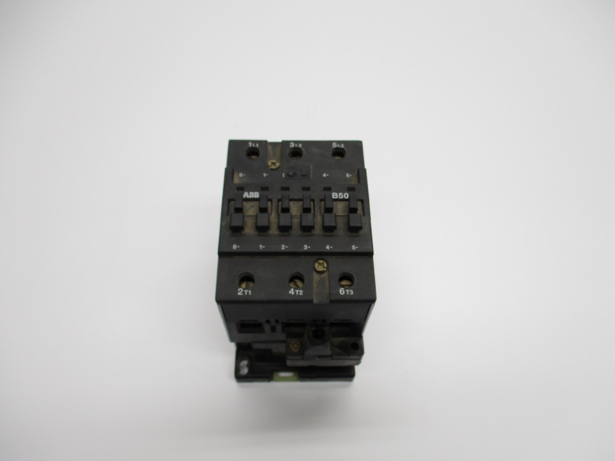 ABB B50 220/255V UNMP
