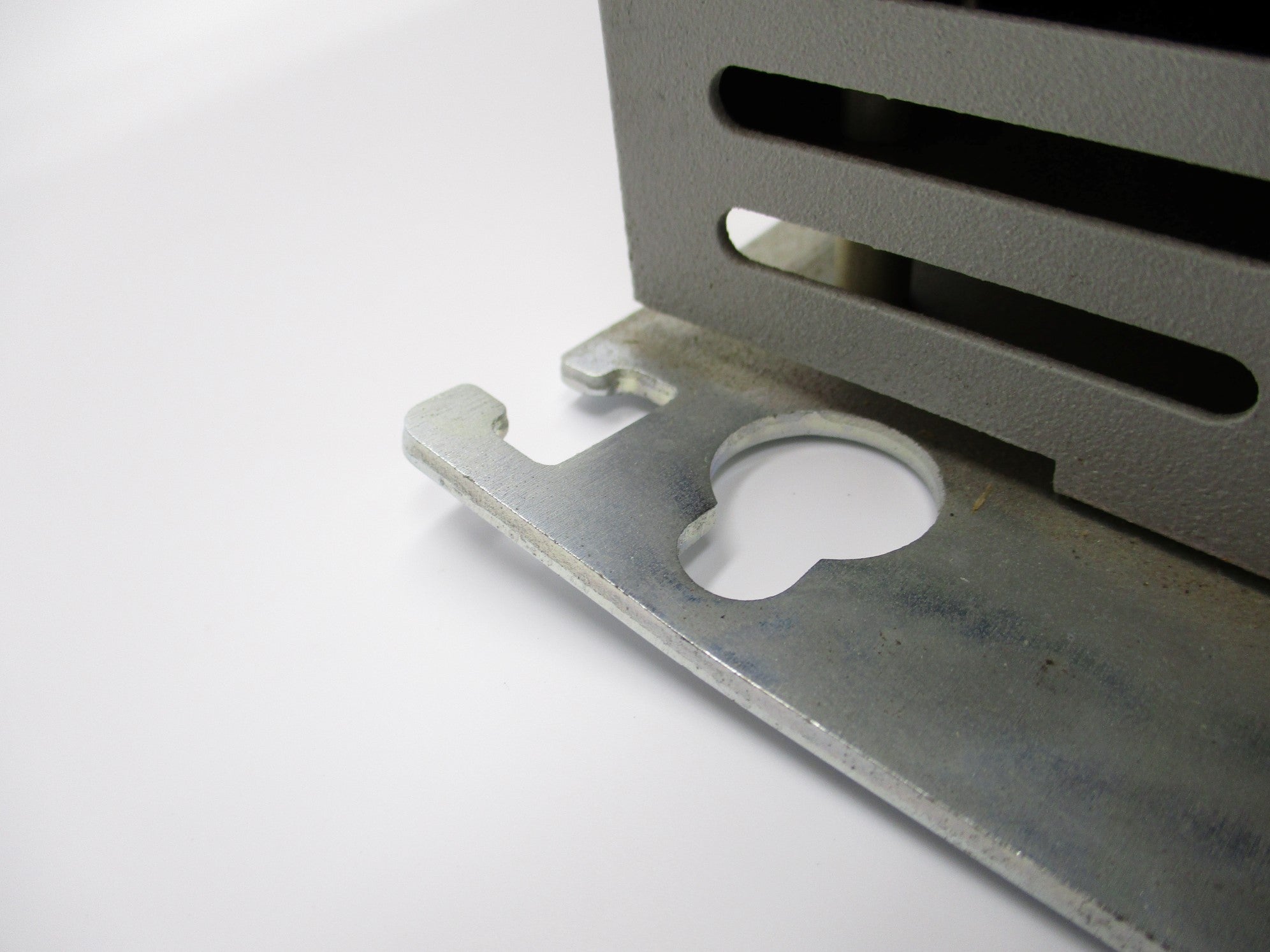 INDUSTRIAL SPARE PART 8520-S10 SER. C (AS PICTURED) UNMP