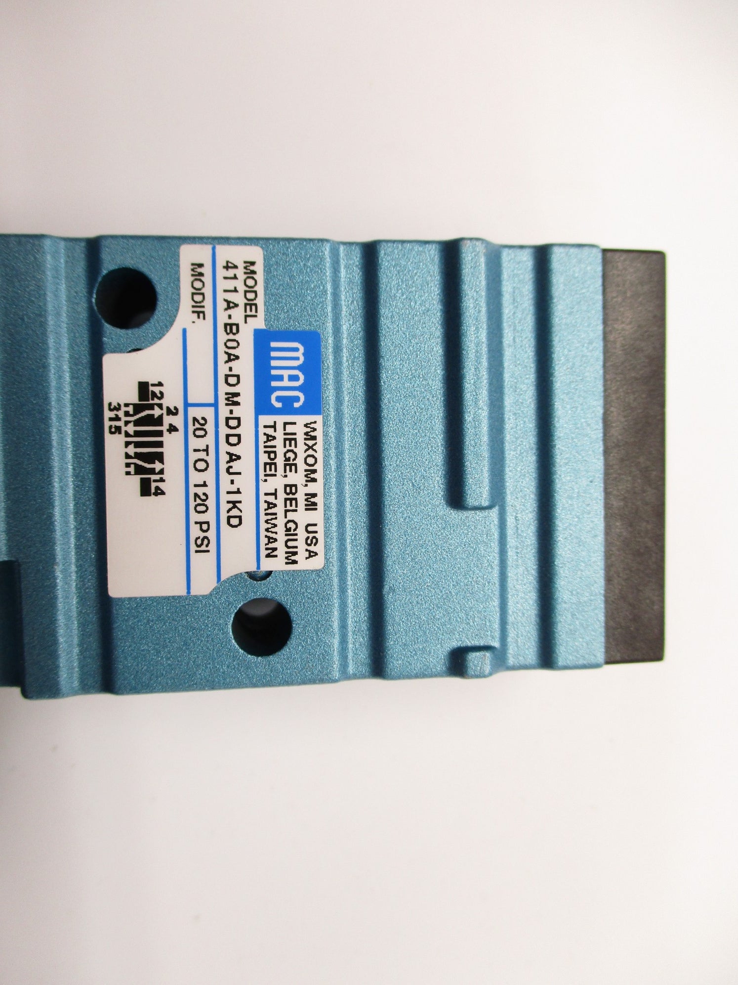 MAC 411A-B0A-DM-DDAJ-1KD NSMP