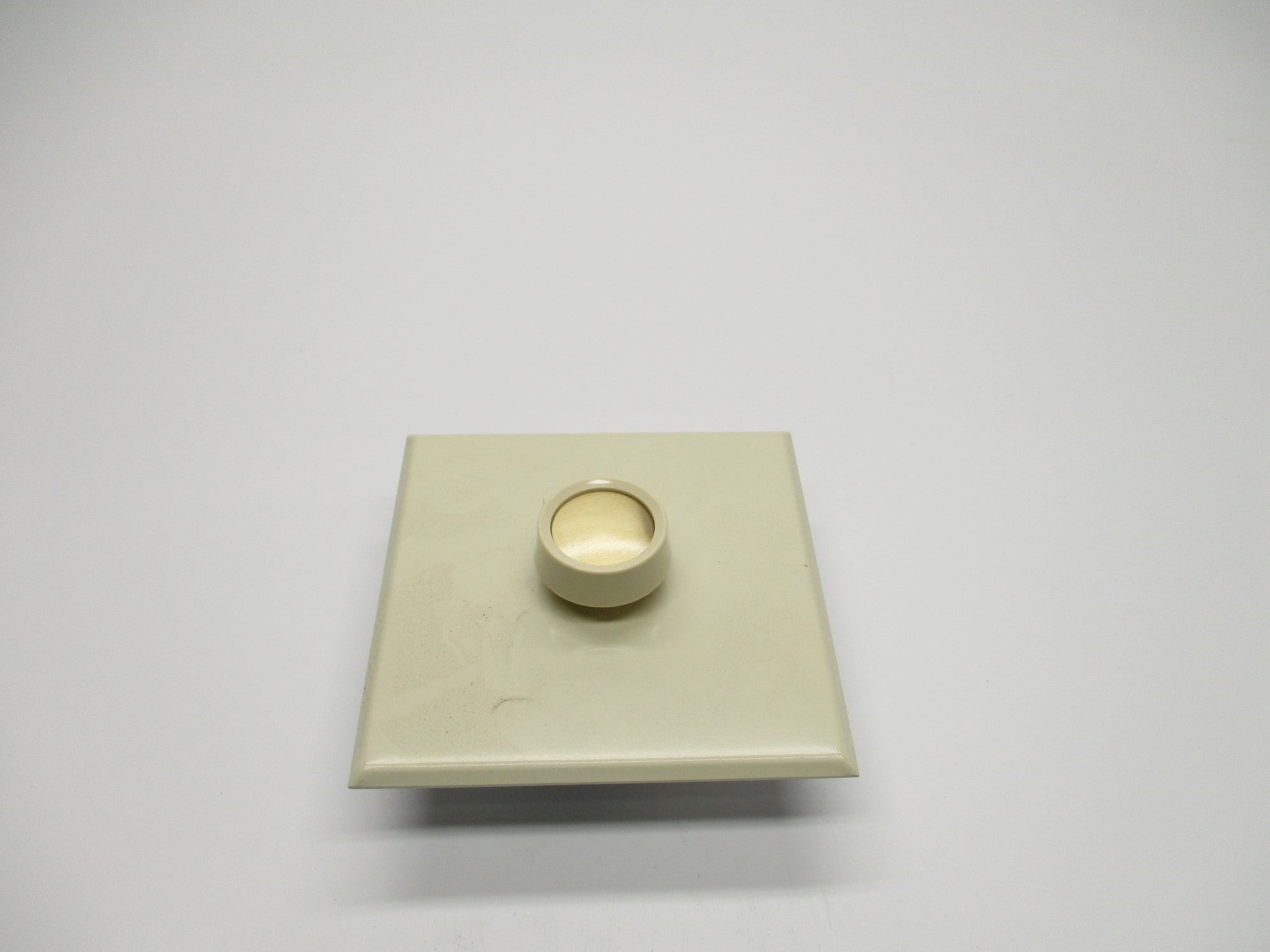 LUTRON FD-20 NSMP