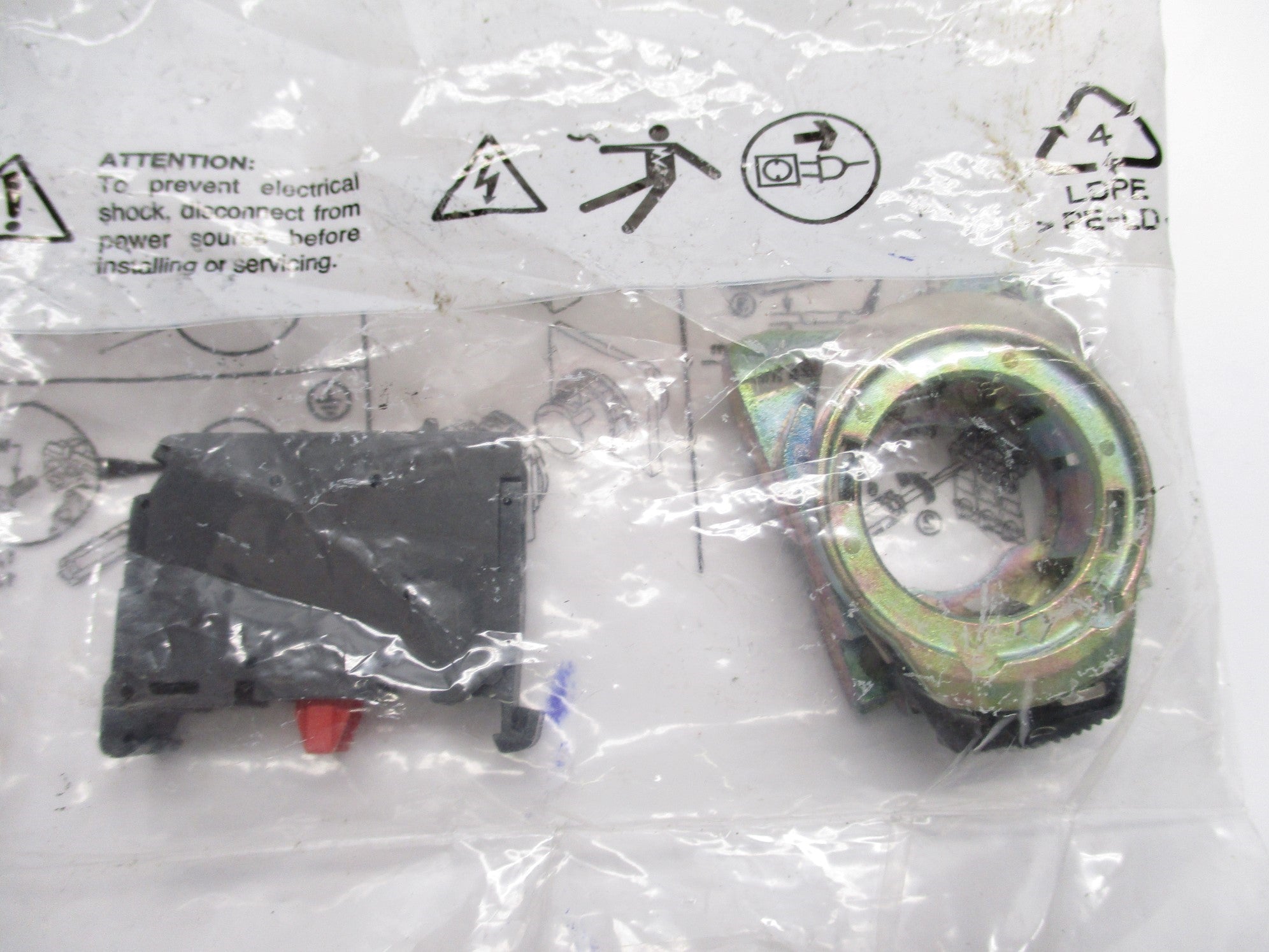 ALLEN BRADLEY 800F-MX01 SER. A (WH) NSMP