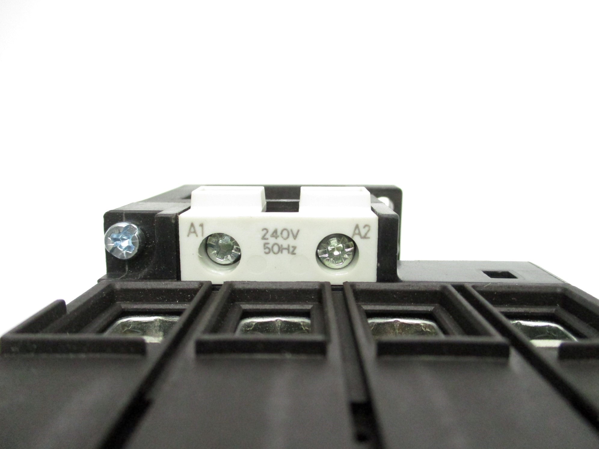 SIEMENS 3RT1336-1AU00 240V NSMP
