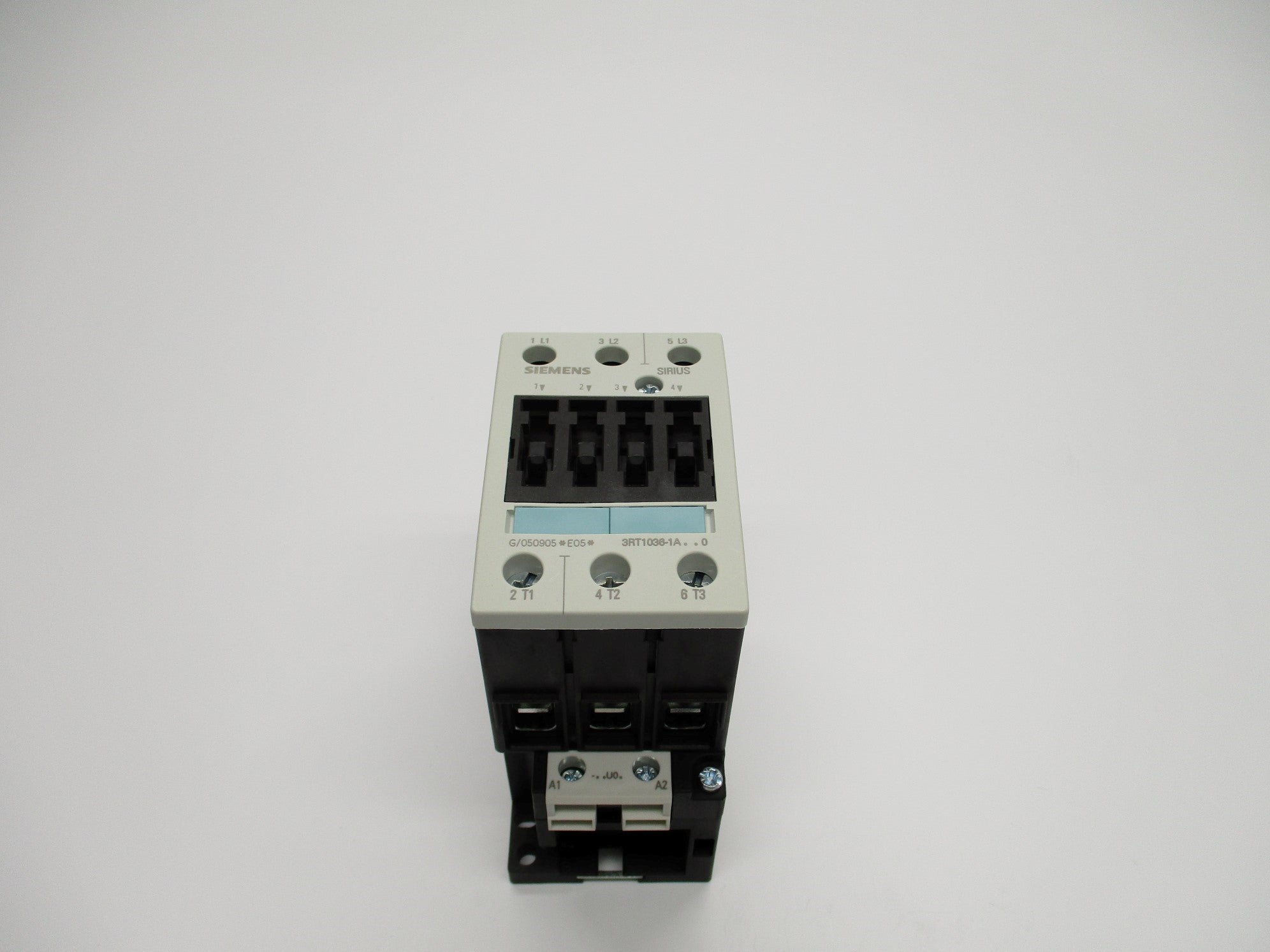 SIEMENS 3RT1036-1AU00 24V NSMP