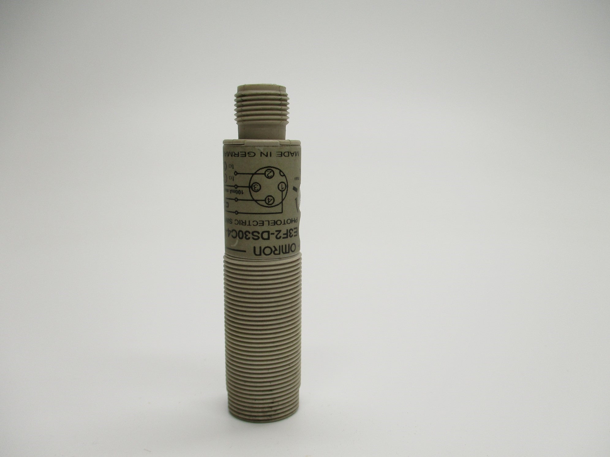 OMRON E3F2-DS30C4-P1 UNMP