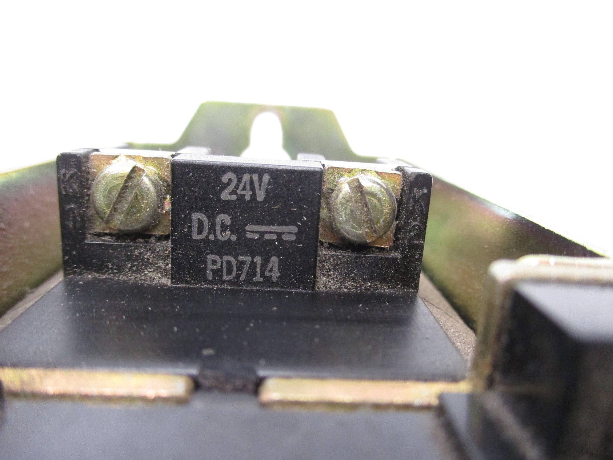 INDUSTRIAL SPARE PART 700DC-PK400Z24 SER. A 24VDC NSNP