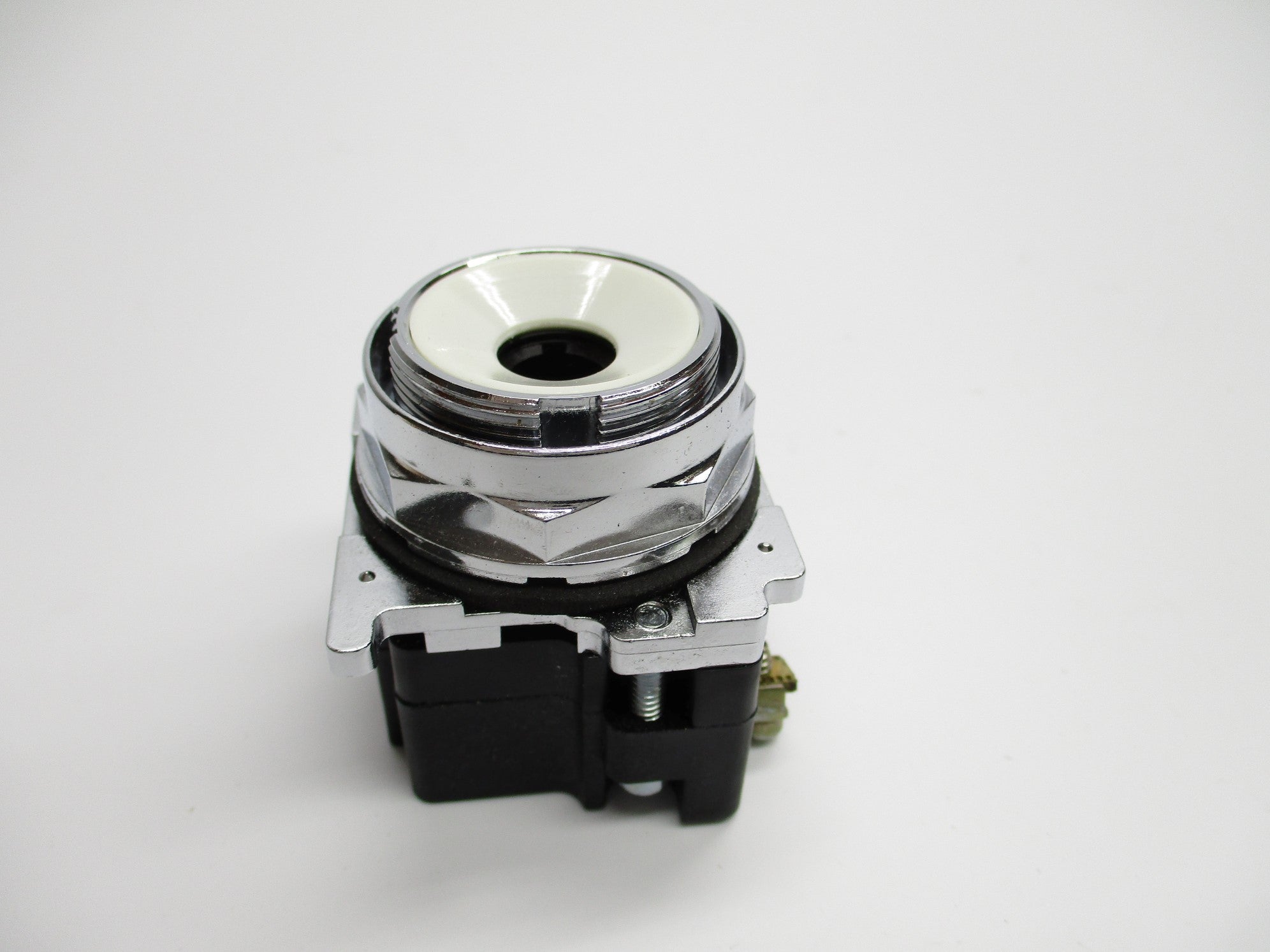 CUTLER HAMMER 10250T181N SER. A4 (NO BULB) NSMP