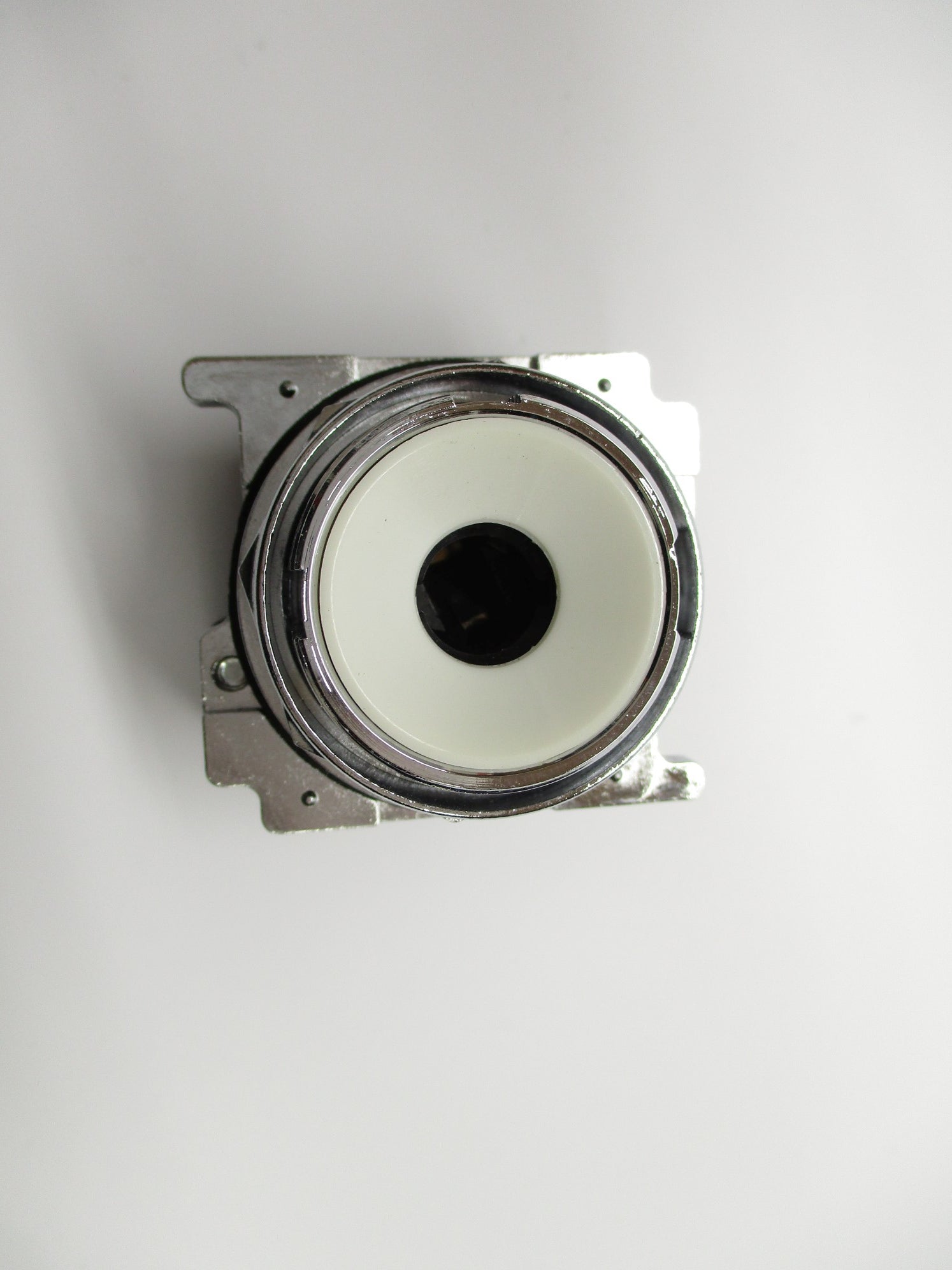 CUTLER HAMMER 10250T181N SER. A4 (NO BULB) NSMP