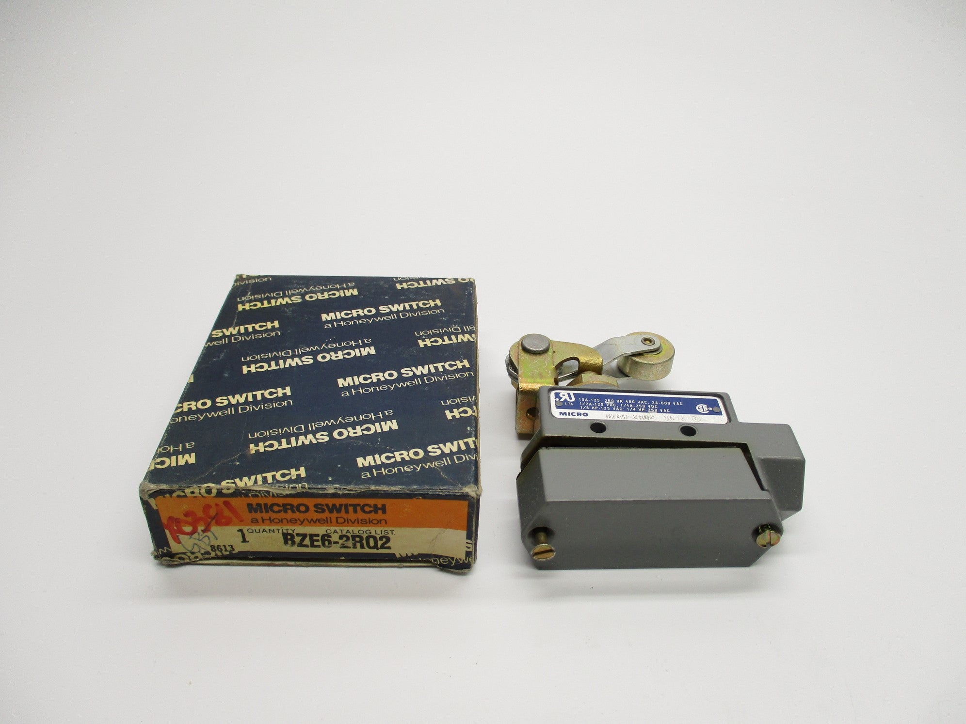 MICROSWITCH BZE6-2RQ2 NSMP