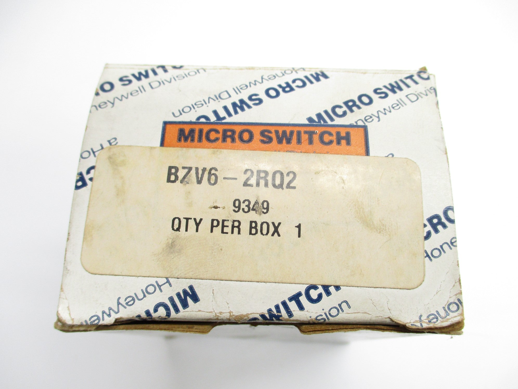 MICRO SWITCH BZV6-2RQ2 600VAC 2A NSMP