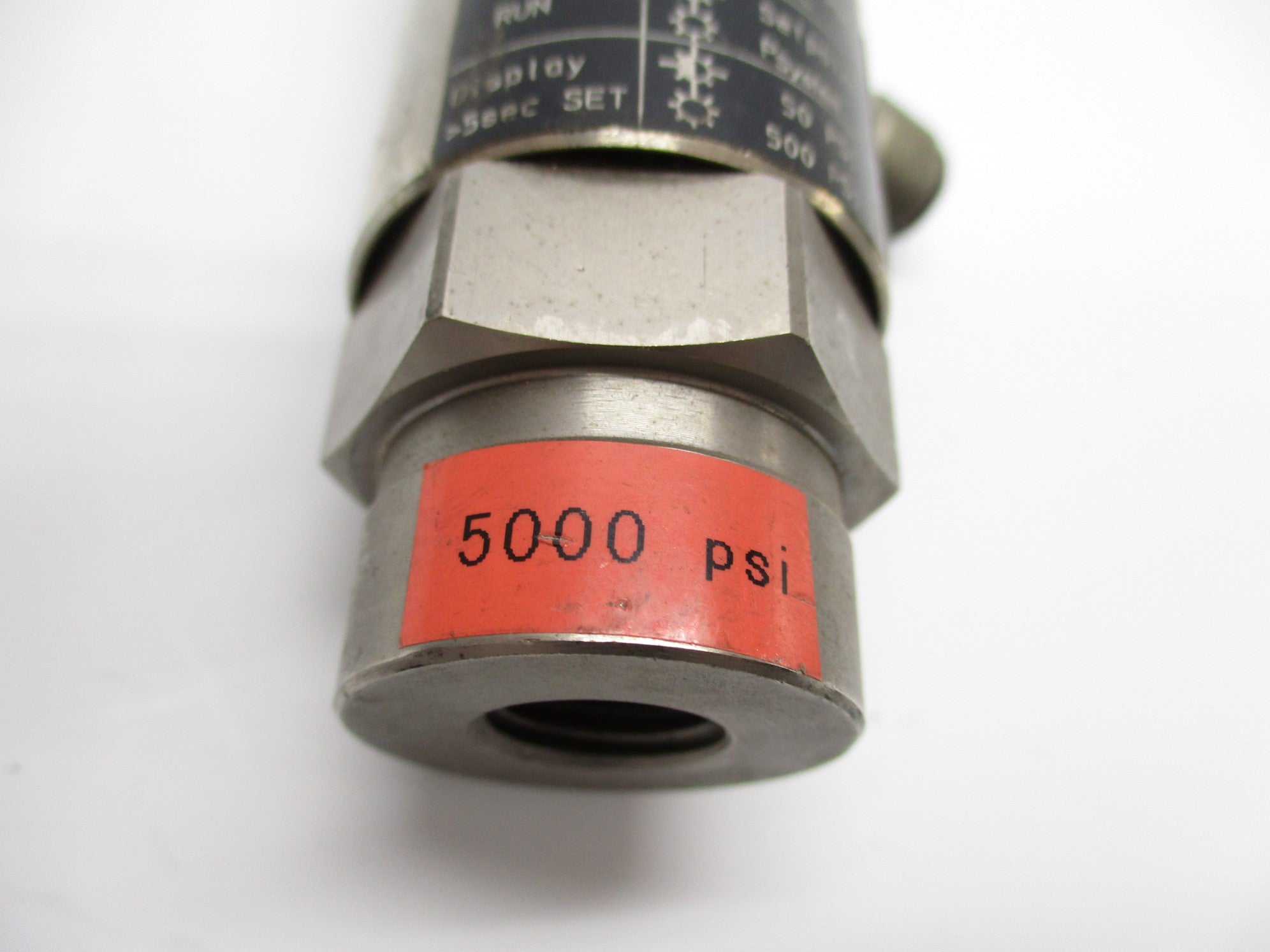 IFM EFECTOR PB5220 250-5000PSI 18-30VDC 1/4" UNMP