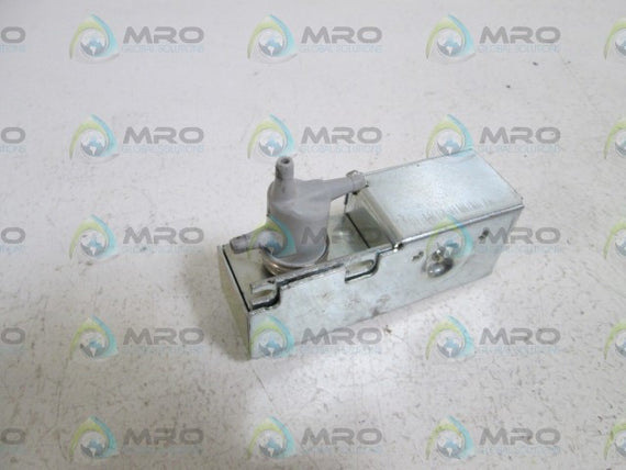 HONEYWELL RELAY, W/JUNC BOX RP418A1107 *NEW NO BOX*