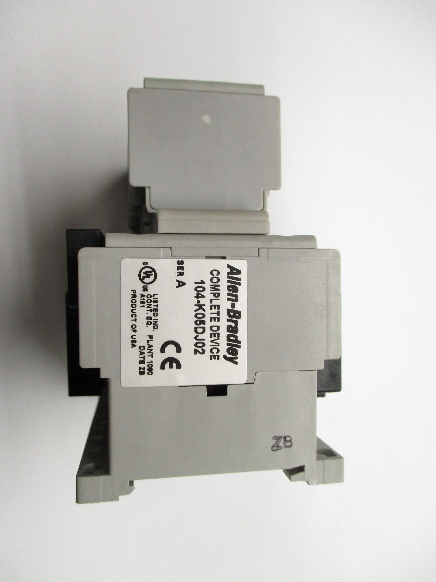 ALLEN BRADLEY 104-K05DJ02 SER. A 24VDC NSNP