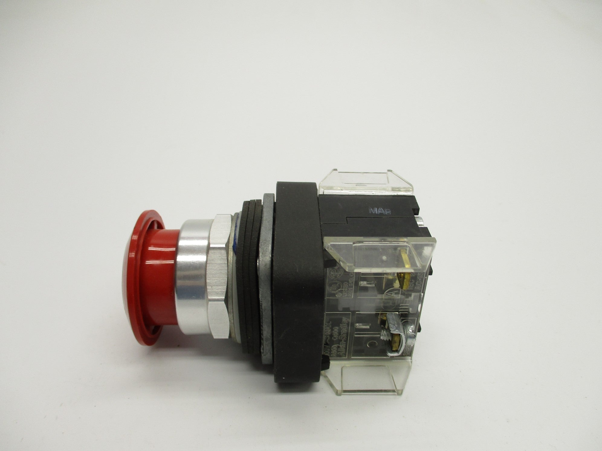 ALLEN BRADLEY 800T-FX6A1 SER. T NSNP