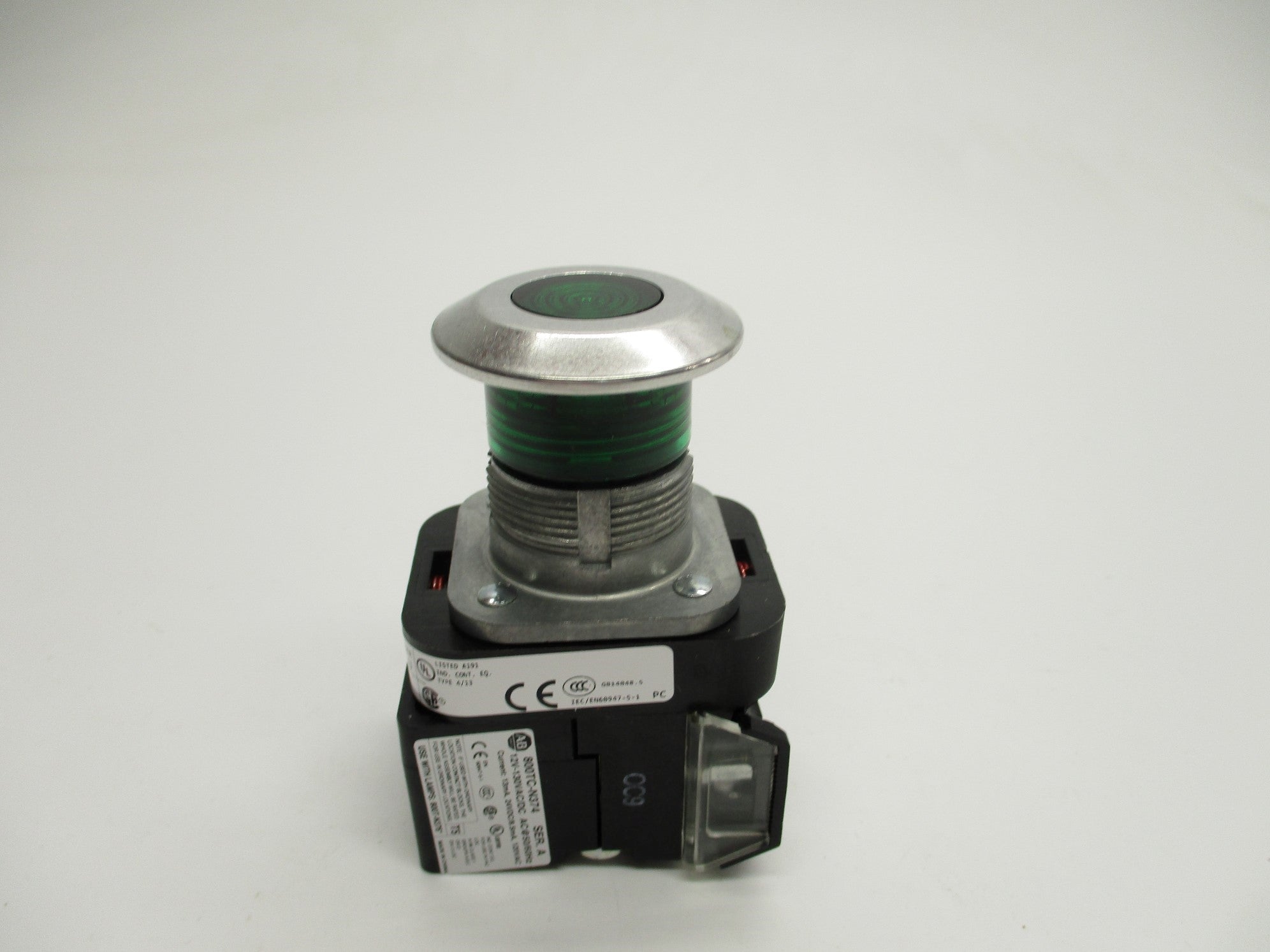 ALLEN BRADLEY 800TC-FXMQH2GA7 SER. U (WH) NSMP