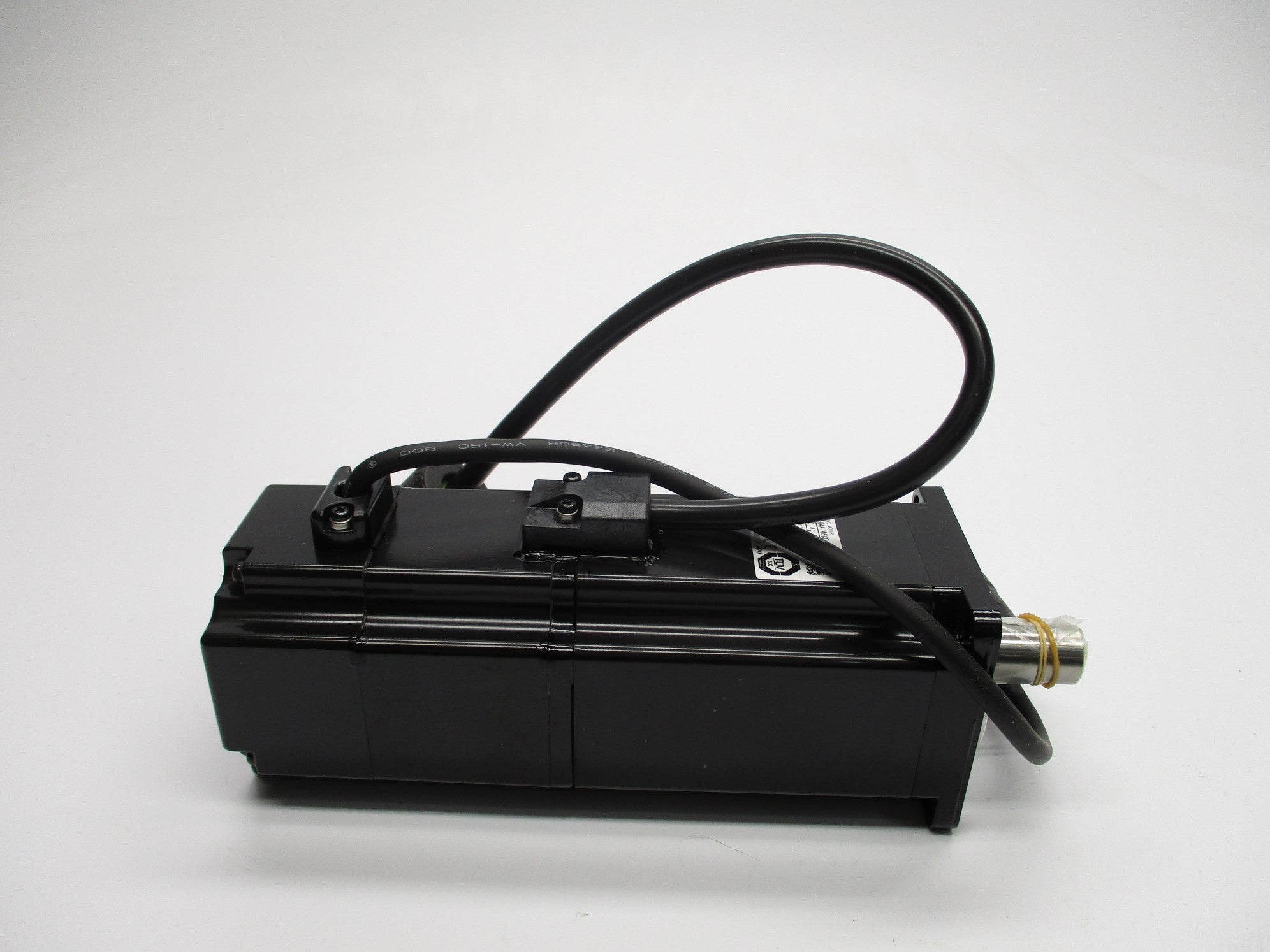 YASKAWA SGMAH-04A1A6CD-OY NSNP