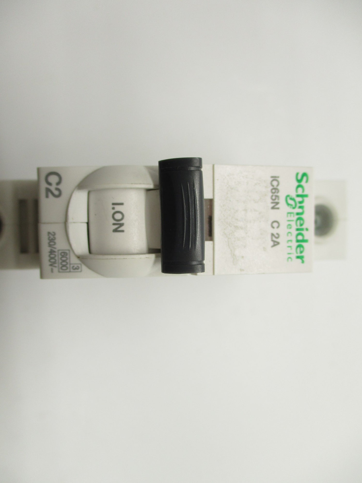 SCHNEIDER ELECTRIC A9F18102 2A 230/400V NSNP
