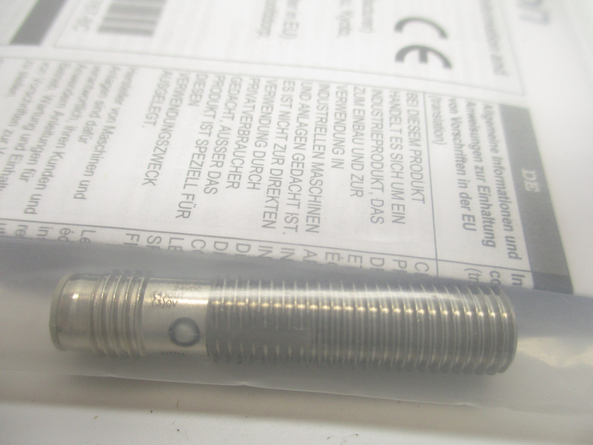 OMRON E2E-X1R5E1-M3-1 NSMP