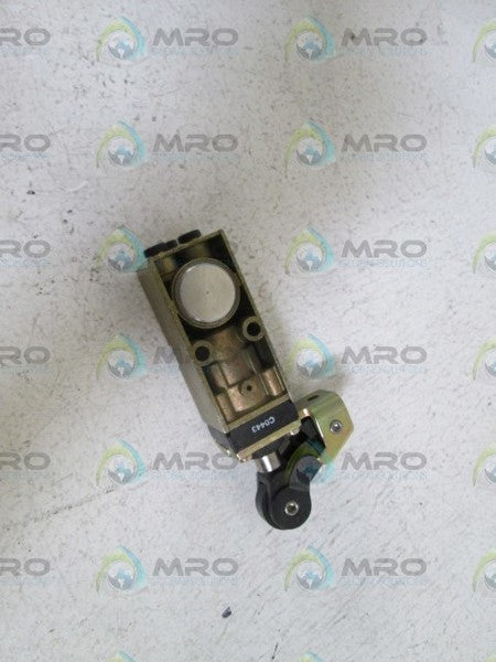 PARKER PXC-K221 PNEUMATIC LIMIT SWITCH (AS PICTURED) *NEW NO BOX*