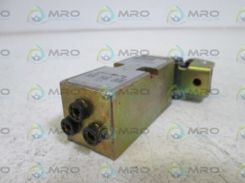 PARKER PXC-K221 PNEUMATIC LIMIT SWITCH (AS PICTURED) *NEW NO BOX*