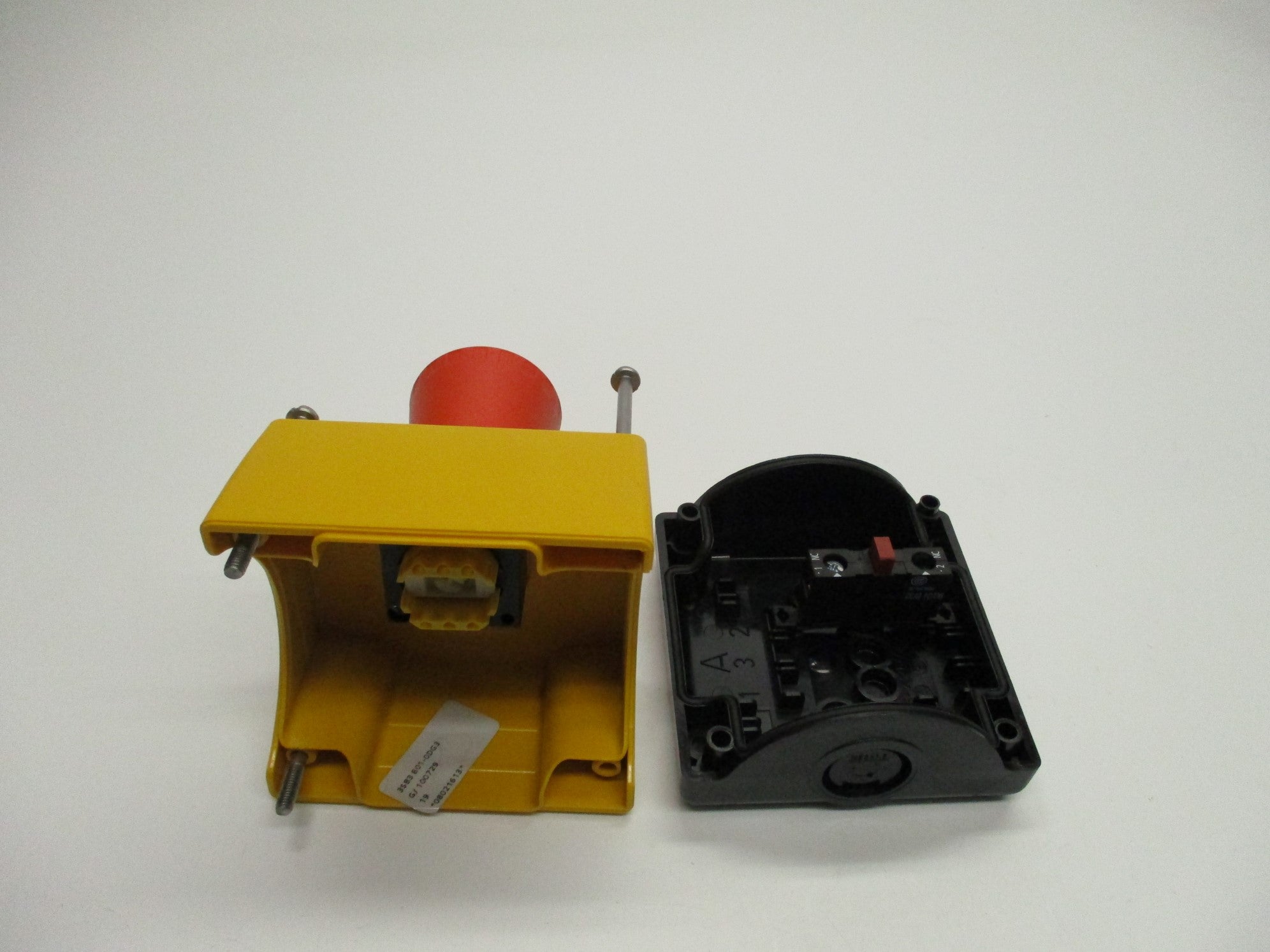 SIEMENS 3SB3801-0DG3 NSMP