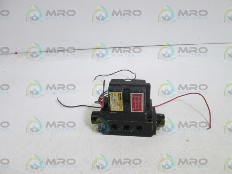 PARKER PNEUMATIC VALVE SS40103701 *USED*
