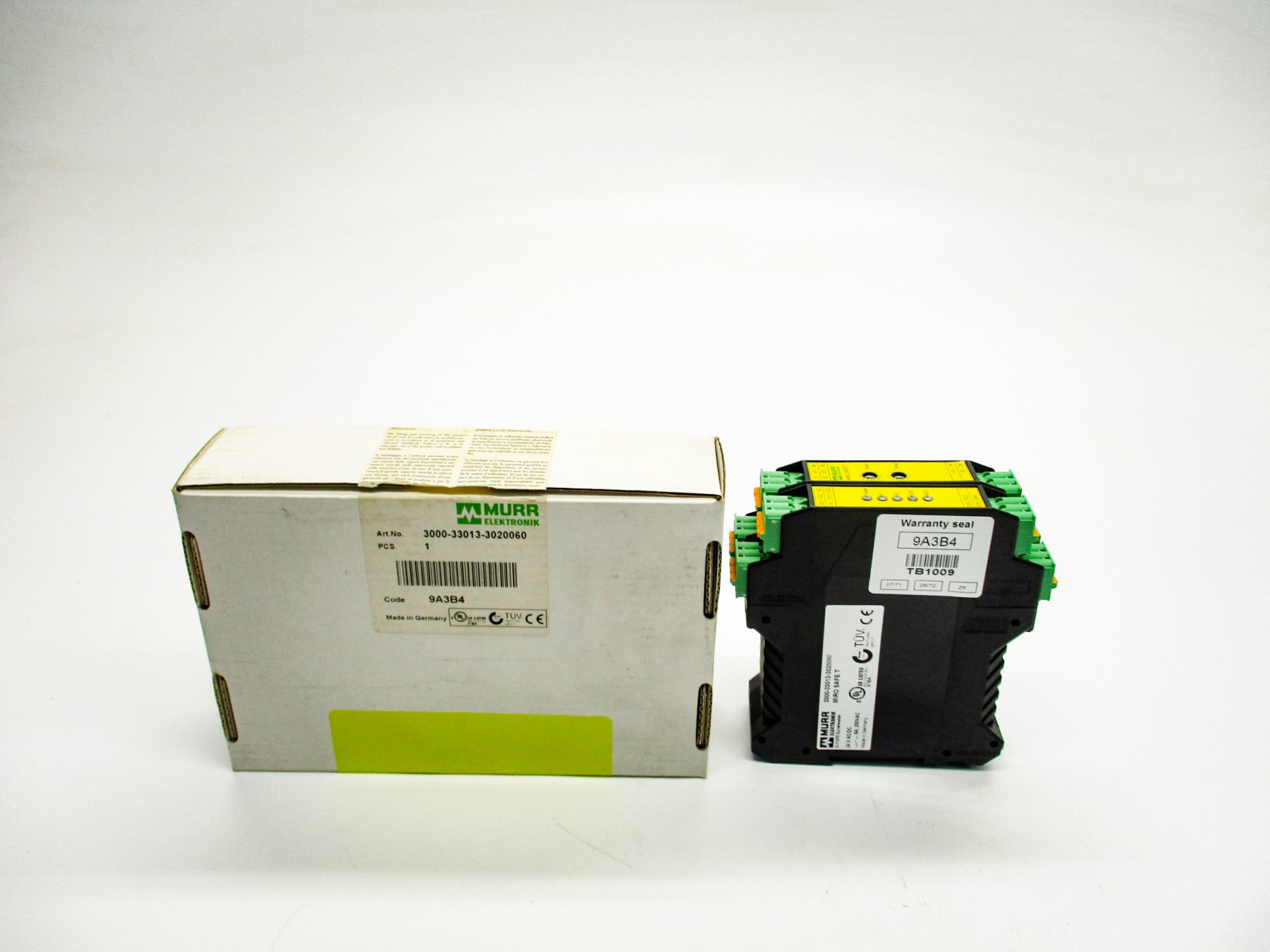 MURR ELEKTRONIK 3000-33013-3020060 24V 6A NSMP