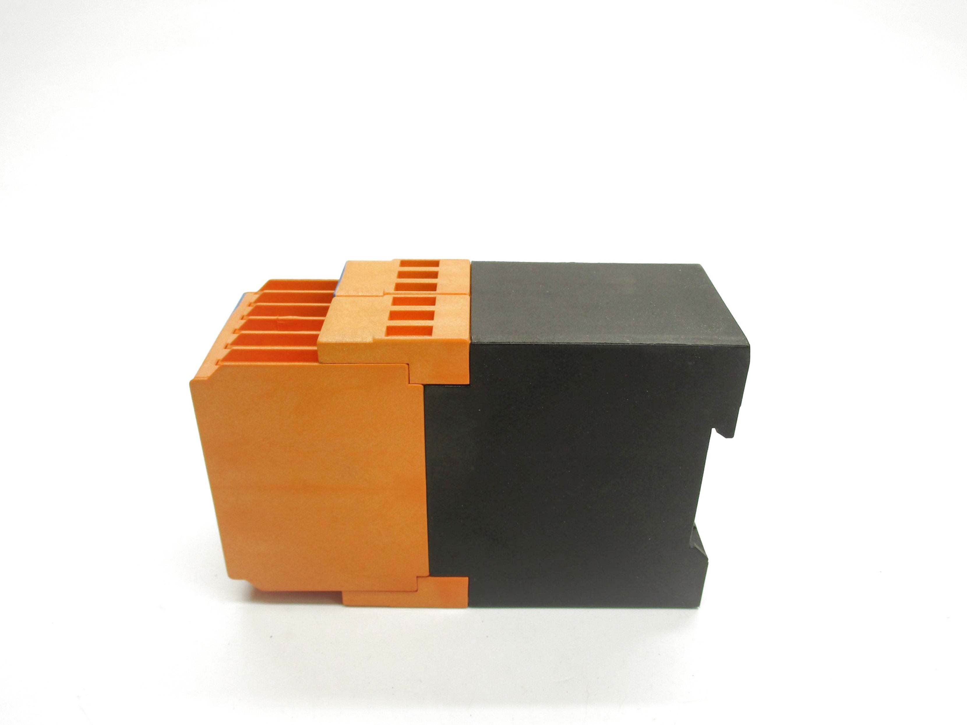 IFM EFECTOR SR2301 24VDC NSMP