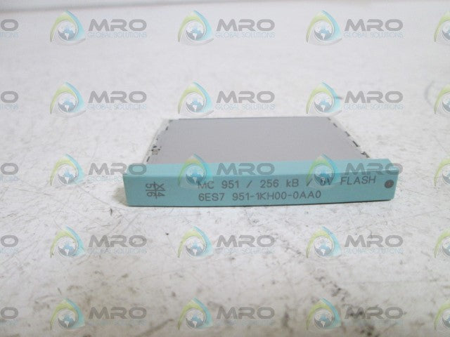 SIEMENS MEMORY CARD 6ES7951-1KH00-0AA0 *NEW IN BOX*