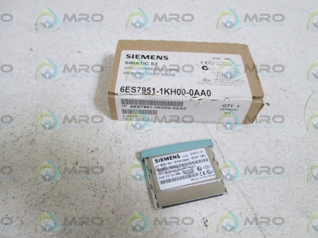 SIEMENS MEMORY CARD 6ES7951-1KH00-0AA0 *NEW IN BOX*