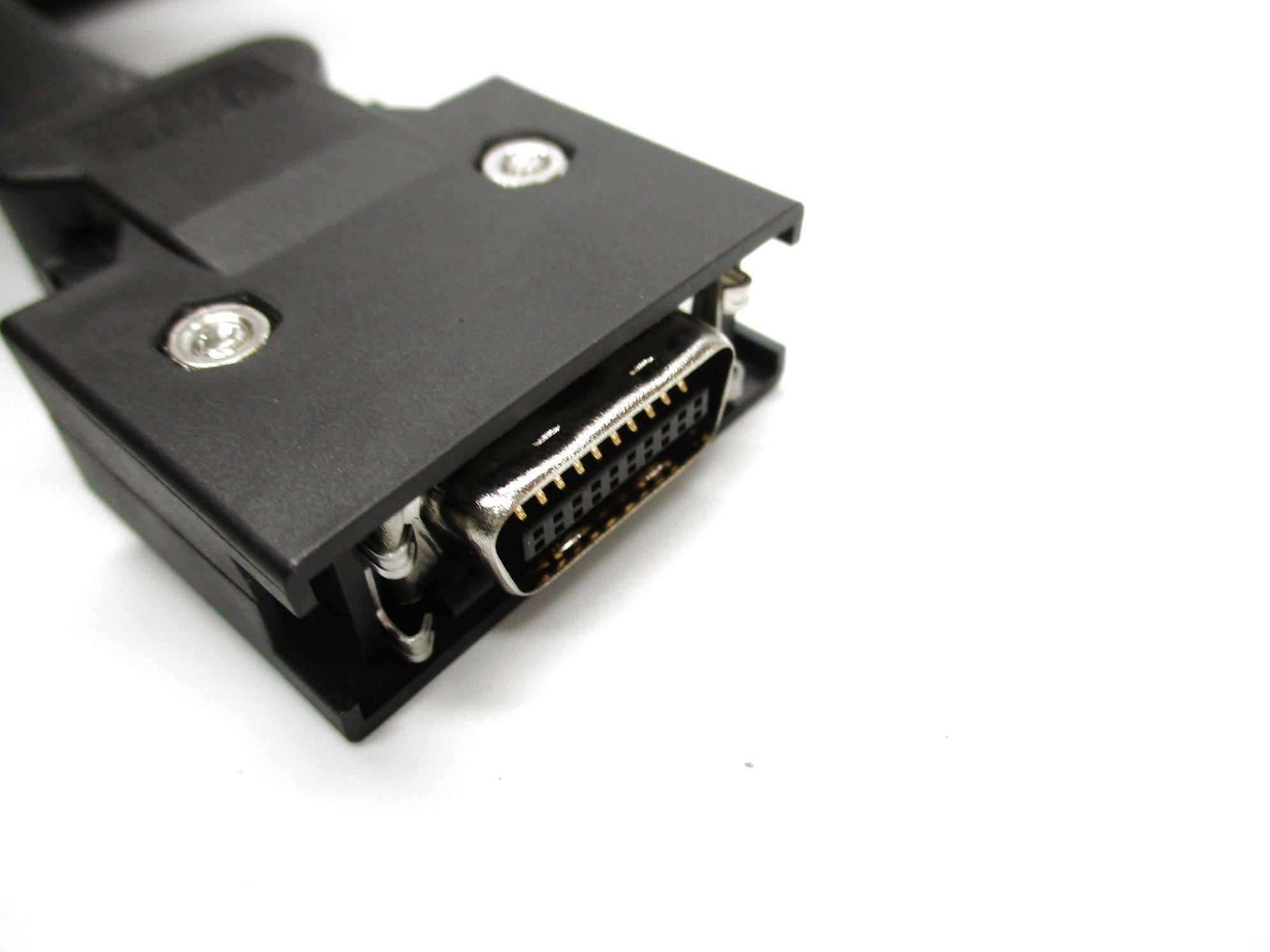 ALLEN BRADLEY 2090-XXNFMP-S15 SER. C NSNP