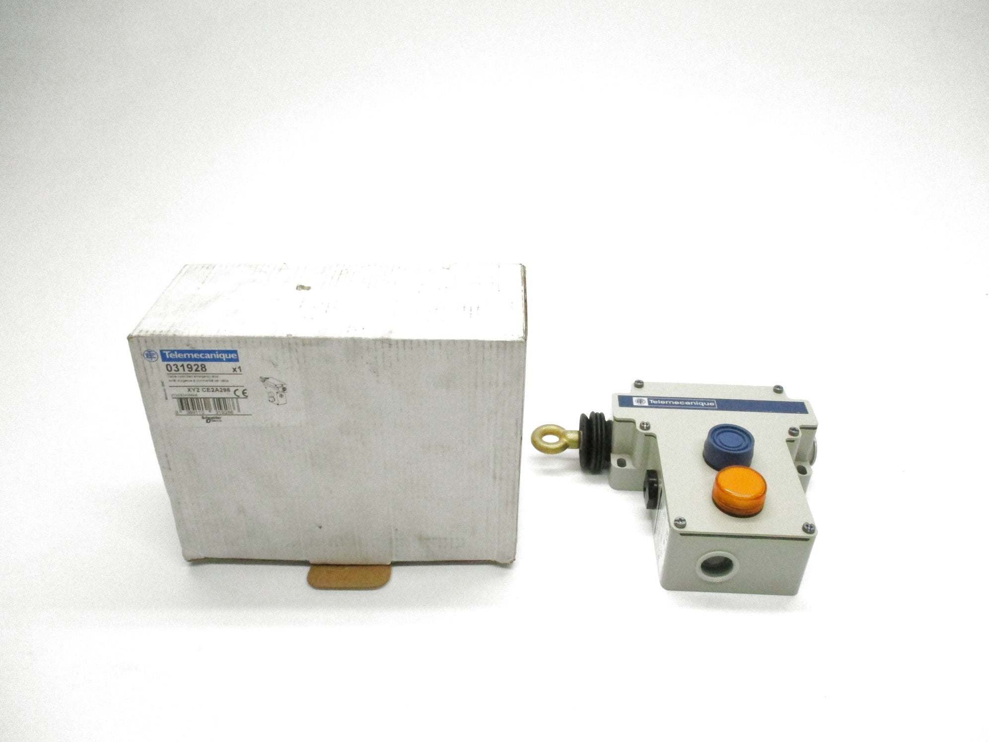 TELEMECANIQUE XY2CE2A296 NSMP