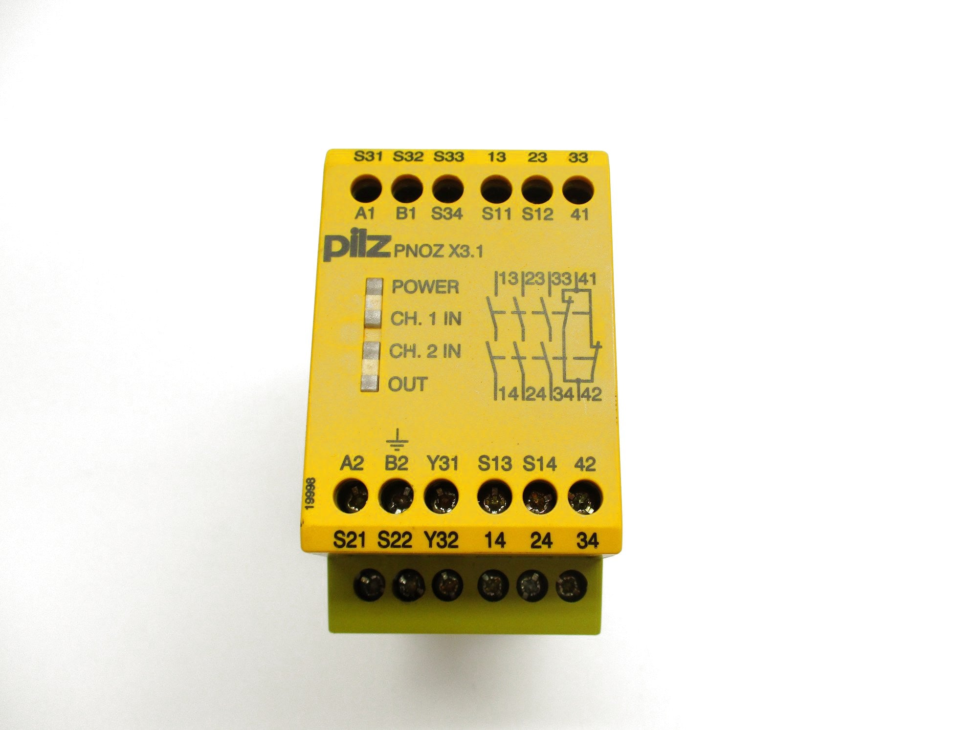 PILZ PNOZX3.1240VAC24VDC3n/o1n/c1so 240VAC 8A NSNP