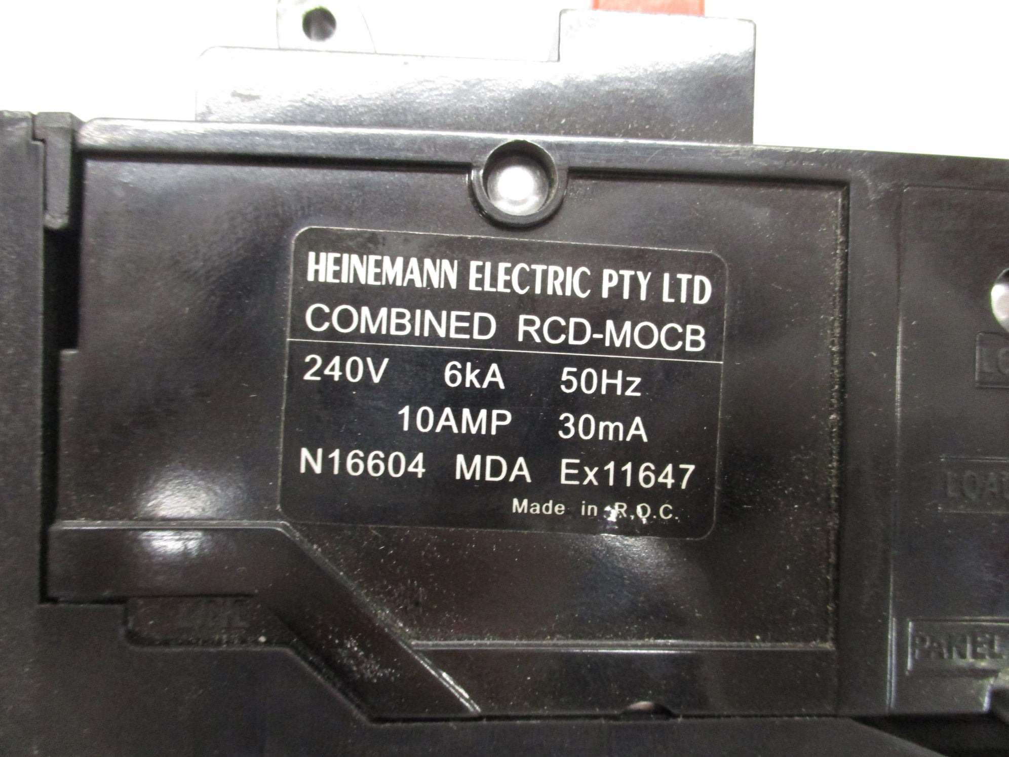 HEINEMANN CF1-ELA10-3 RCD-MOCB 10A 240V NSNP