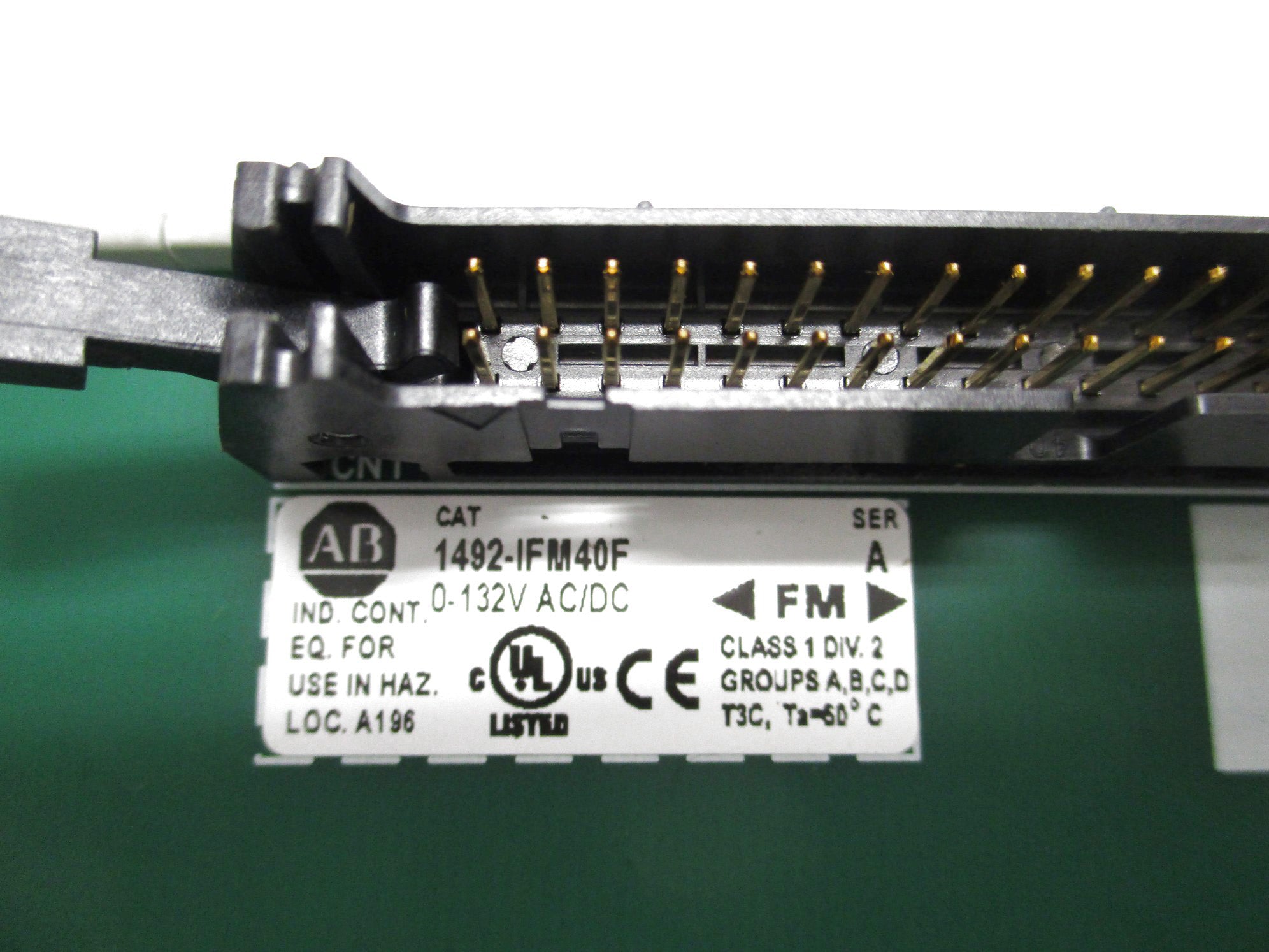 ALLEN BRADLEY 1492-IFM40F SER. A 0-132VAC/DC NSNP