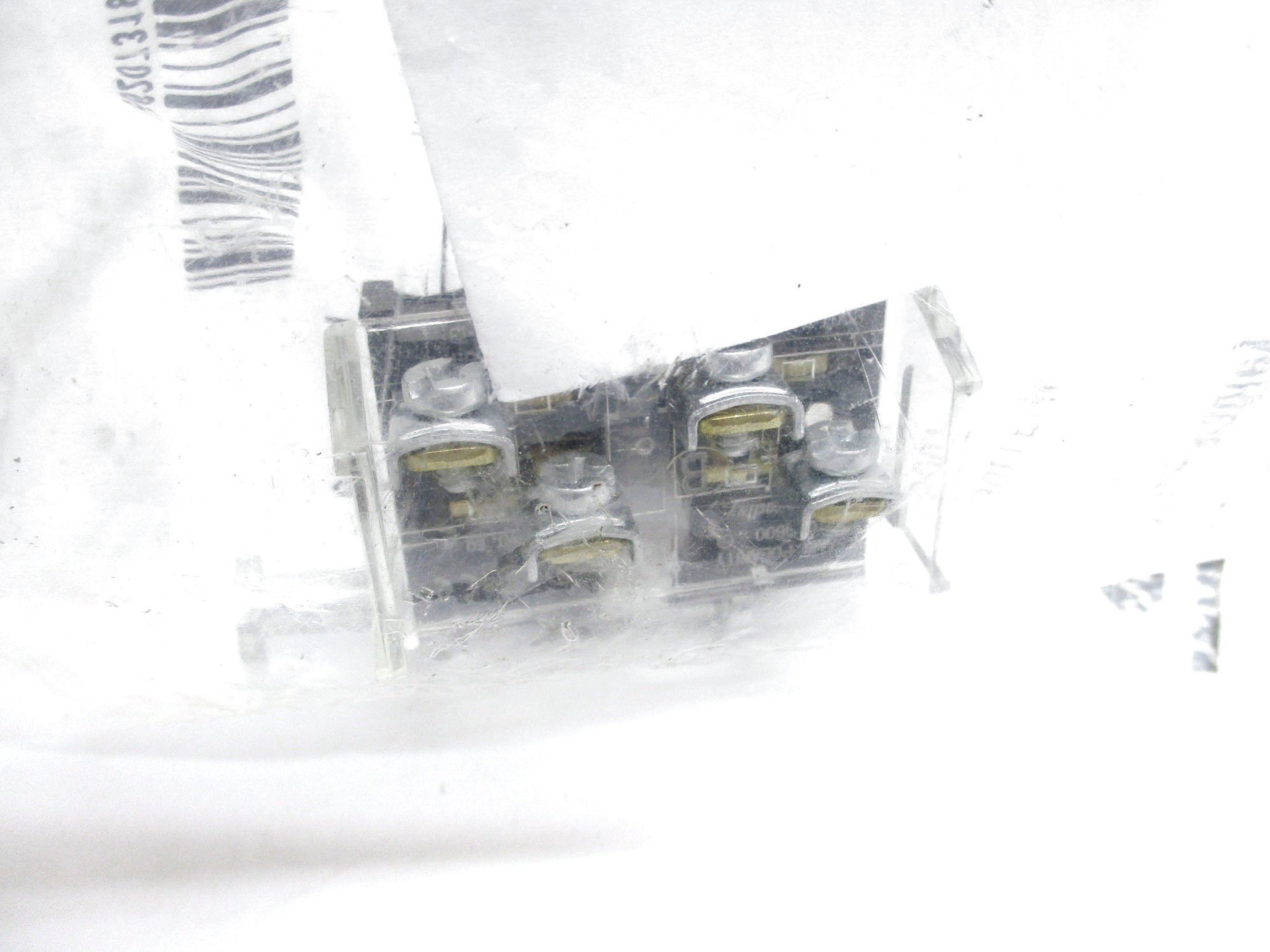ALLEN BRADLEY 800T-XA SER. D NSMP